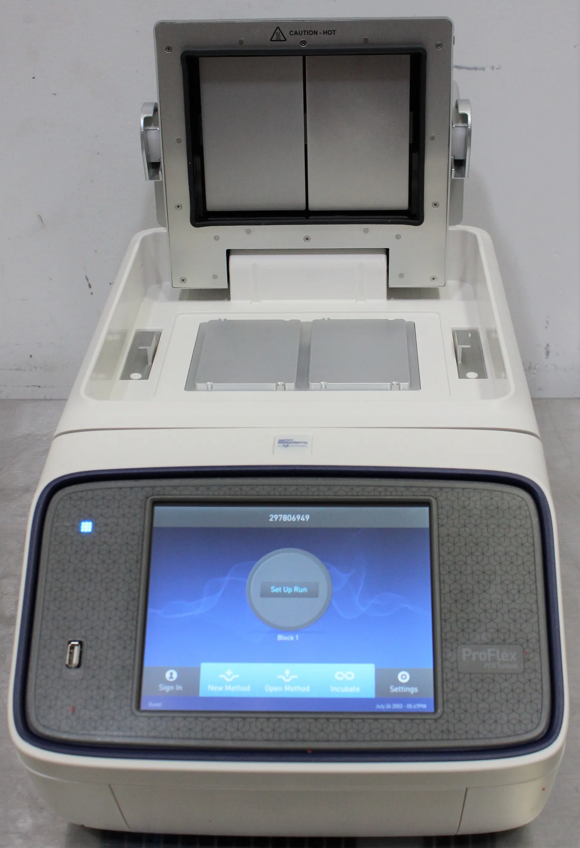 Applied Biosystems 4483636 ProFlex 2xFlat PCR System