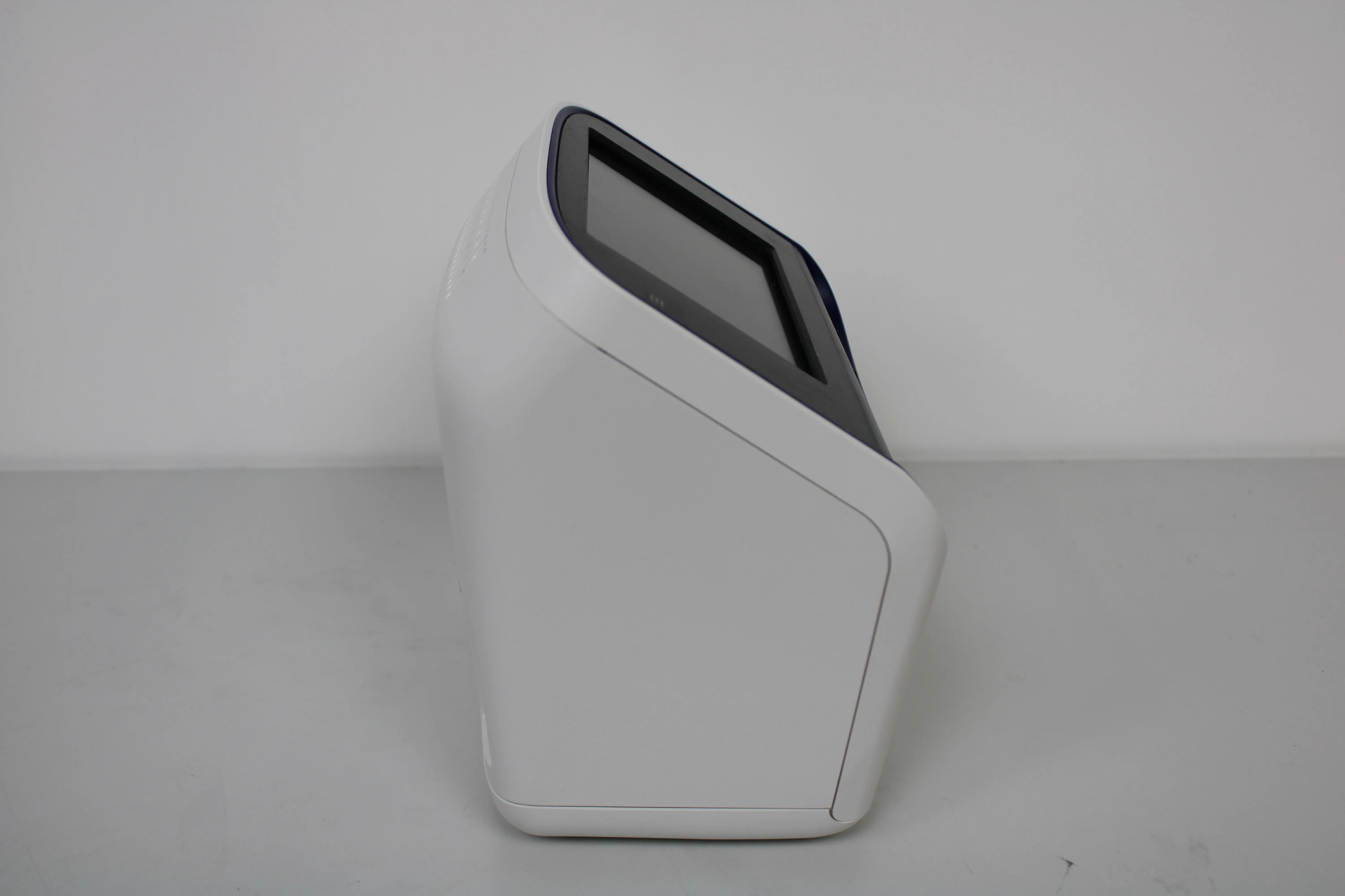 Invitrogen Thermo Fisher Countess II FL Automated Cell Counter