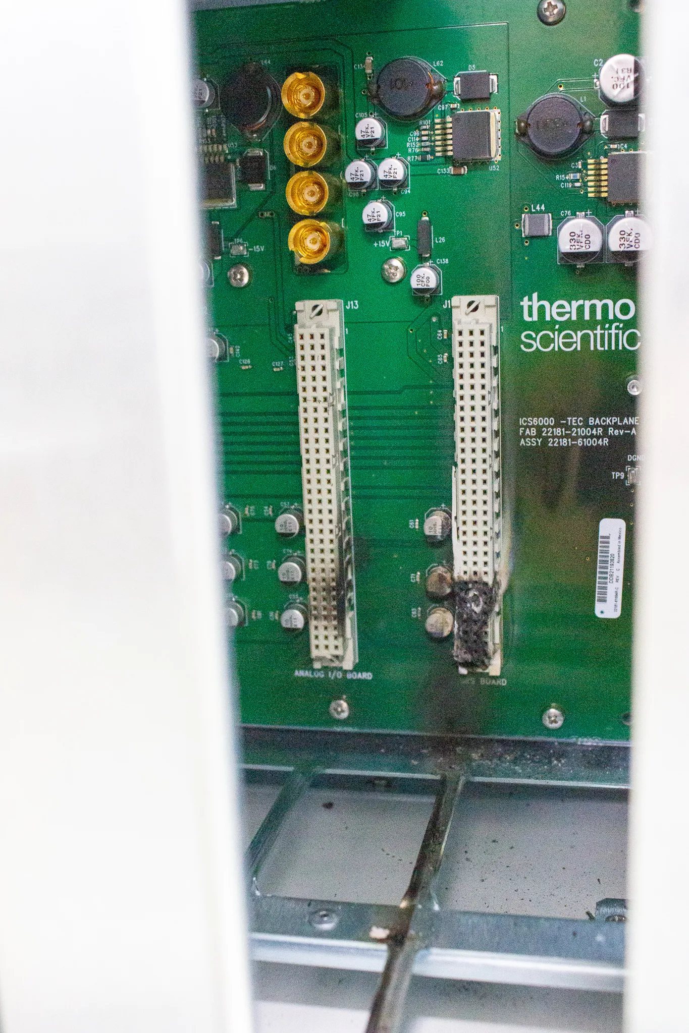 Thermo Scientific Dionex ICS-6000 DC-6 Detector/Chromatography Module P/N 22181-60040