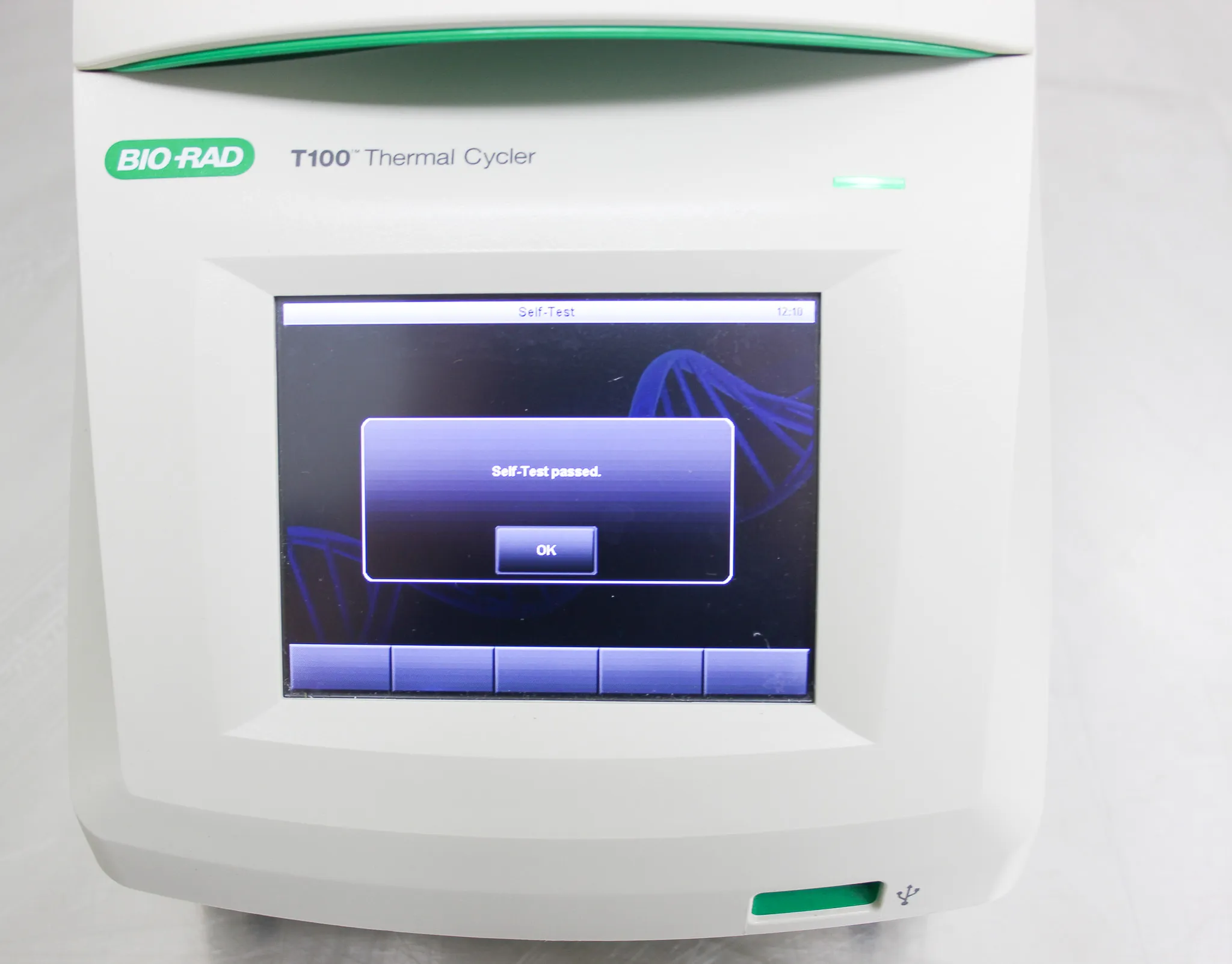 BIO-RAD T100 Thermal Cycler PCR Machine with 30-Day Warranty