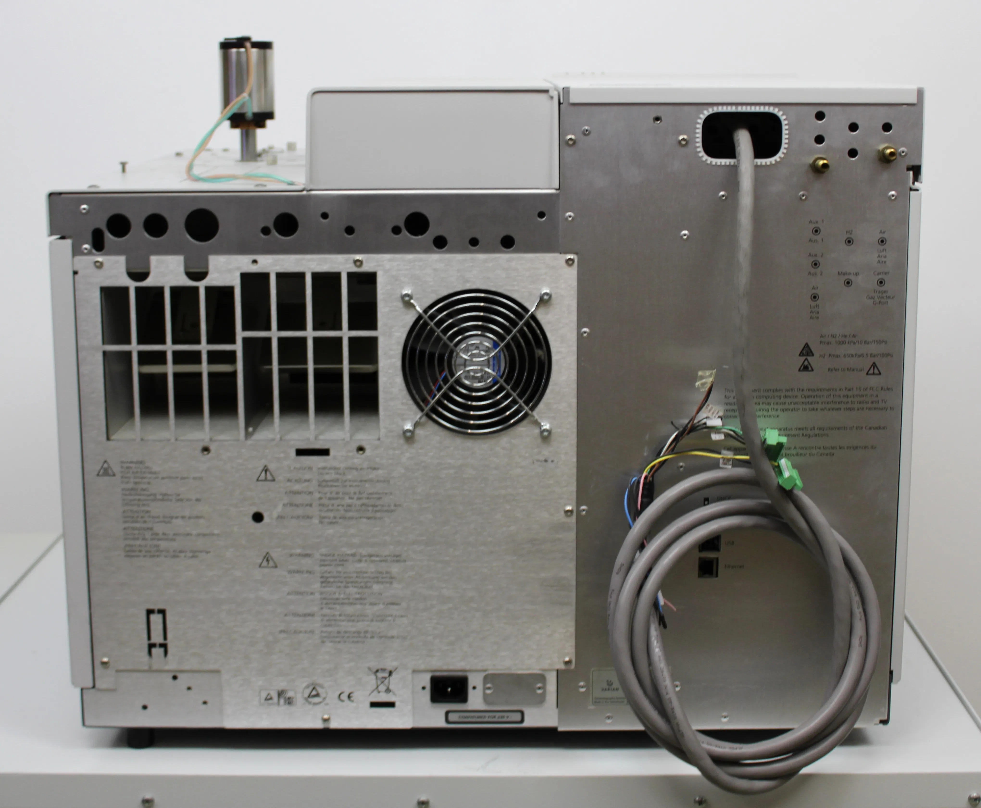 Varian 450-GC Gas Chromatograph - For Parts or Not Working