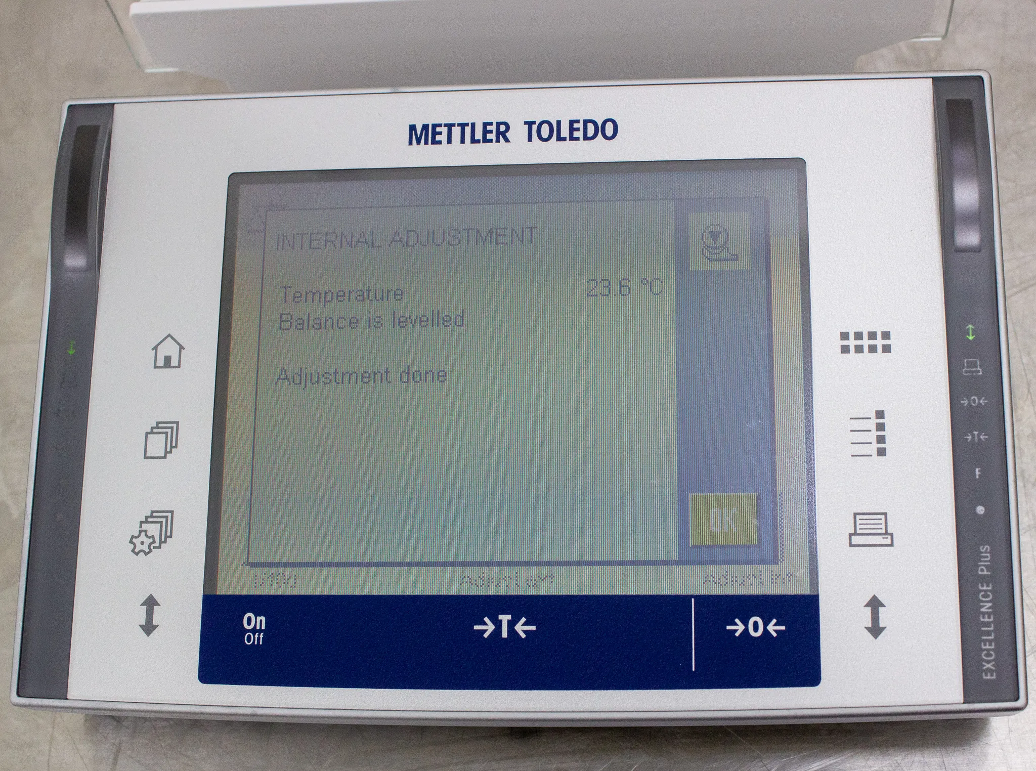 Mettler Toledo XP205 Analytical Balance