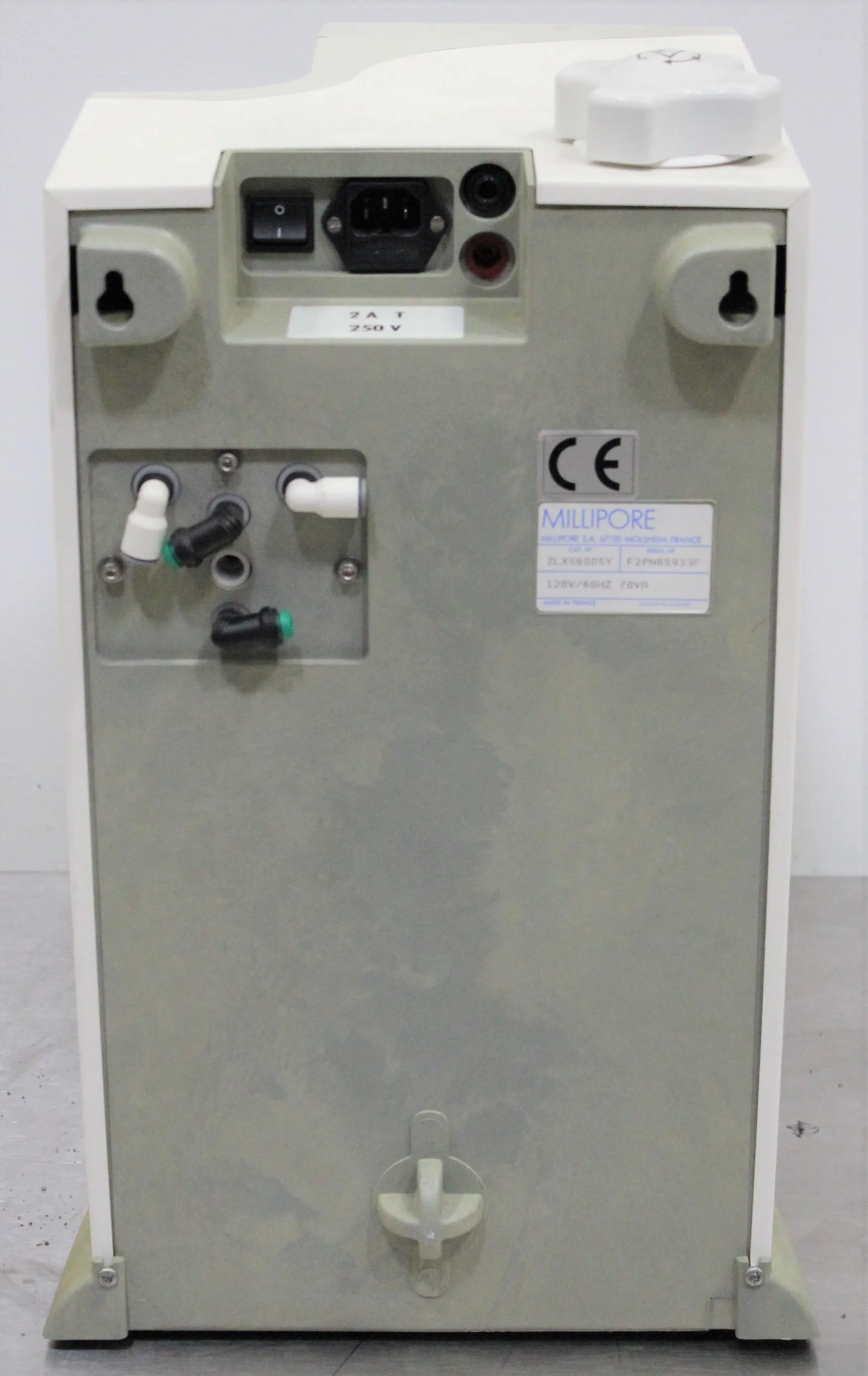 Millipore ZLXS6005Y Water Purification System