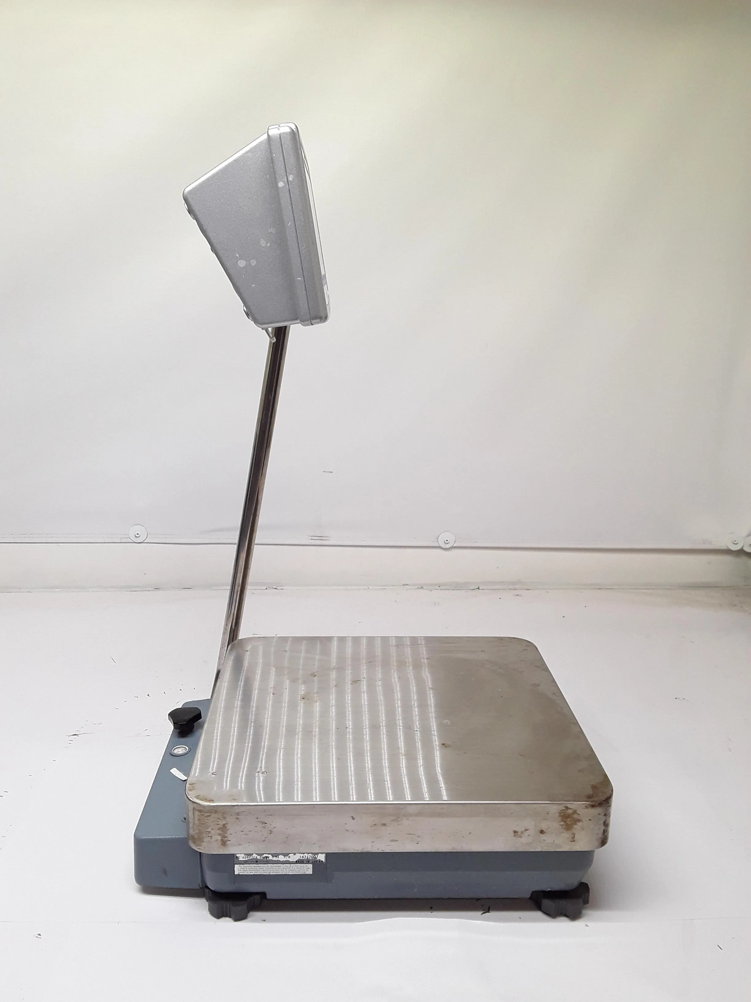 A&D GP-61K Bench Scale / Floor Scale - Precision Industrial Weight Scale