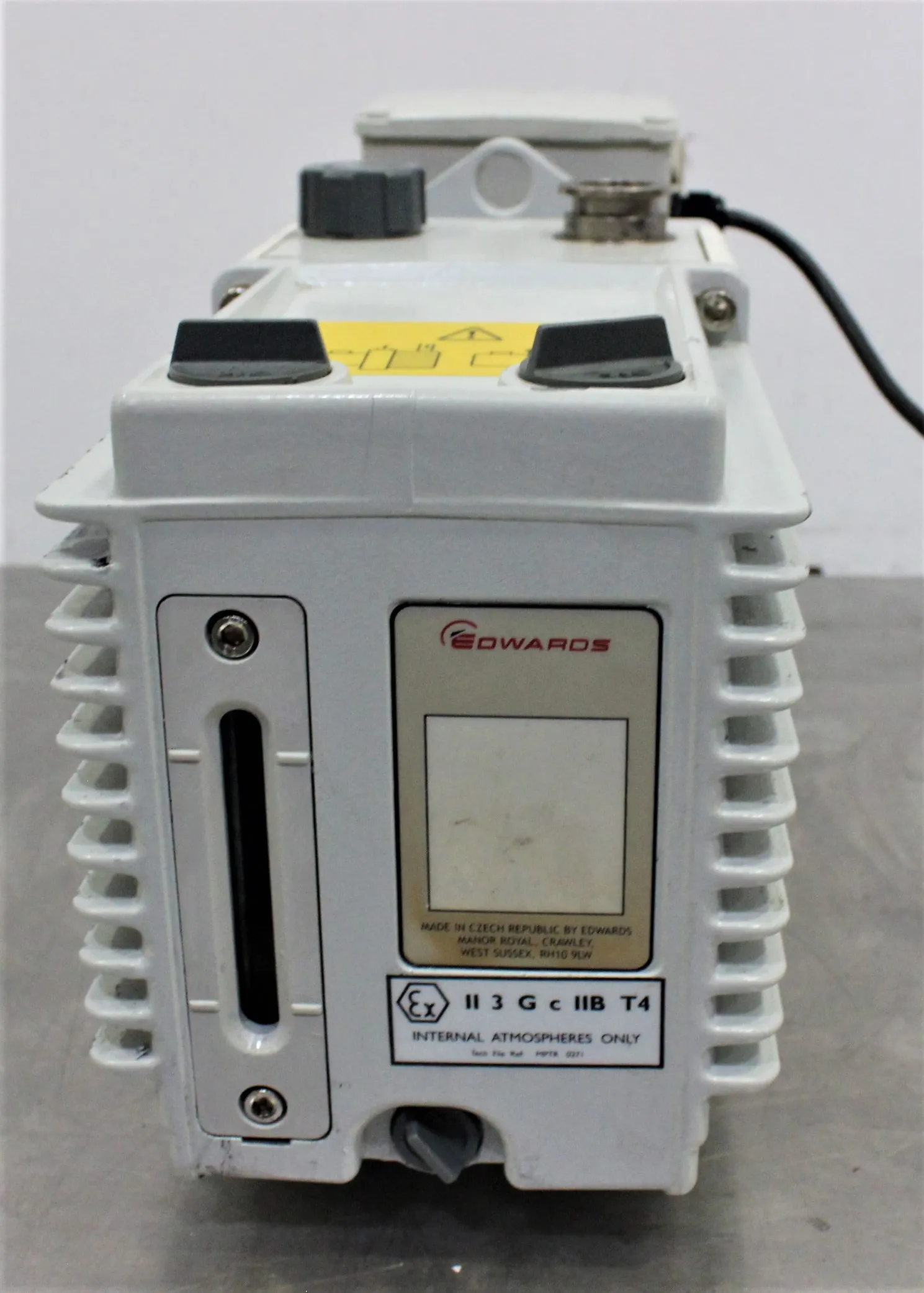 Edwards 30 Vacuum Pump E2M30