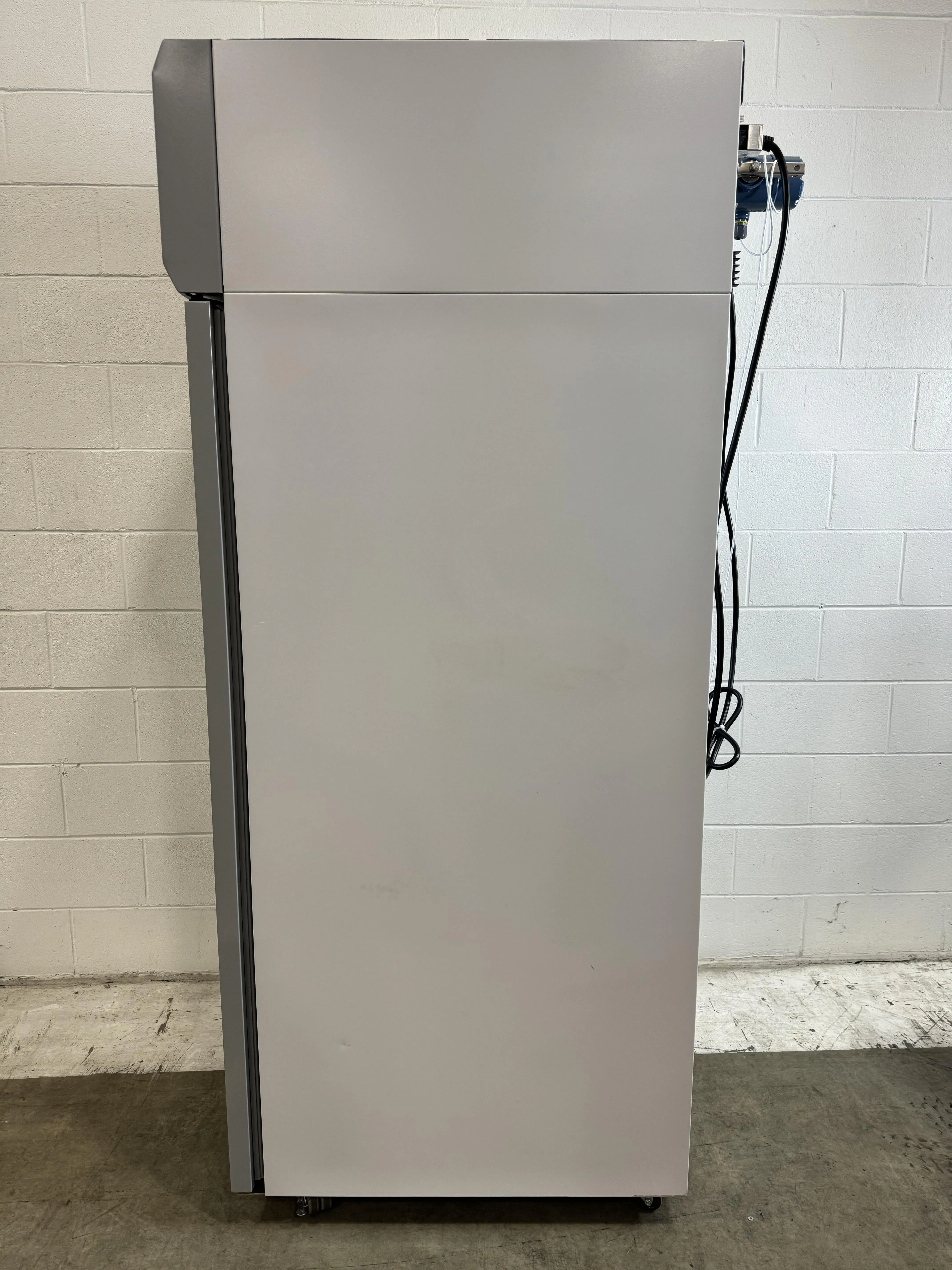 Thermo Fisher TSX3005SA High-Performance Lab Refrigerator