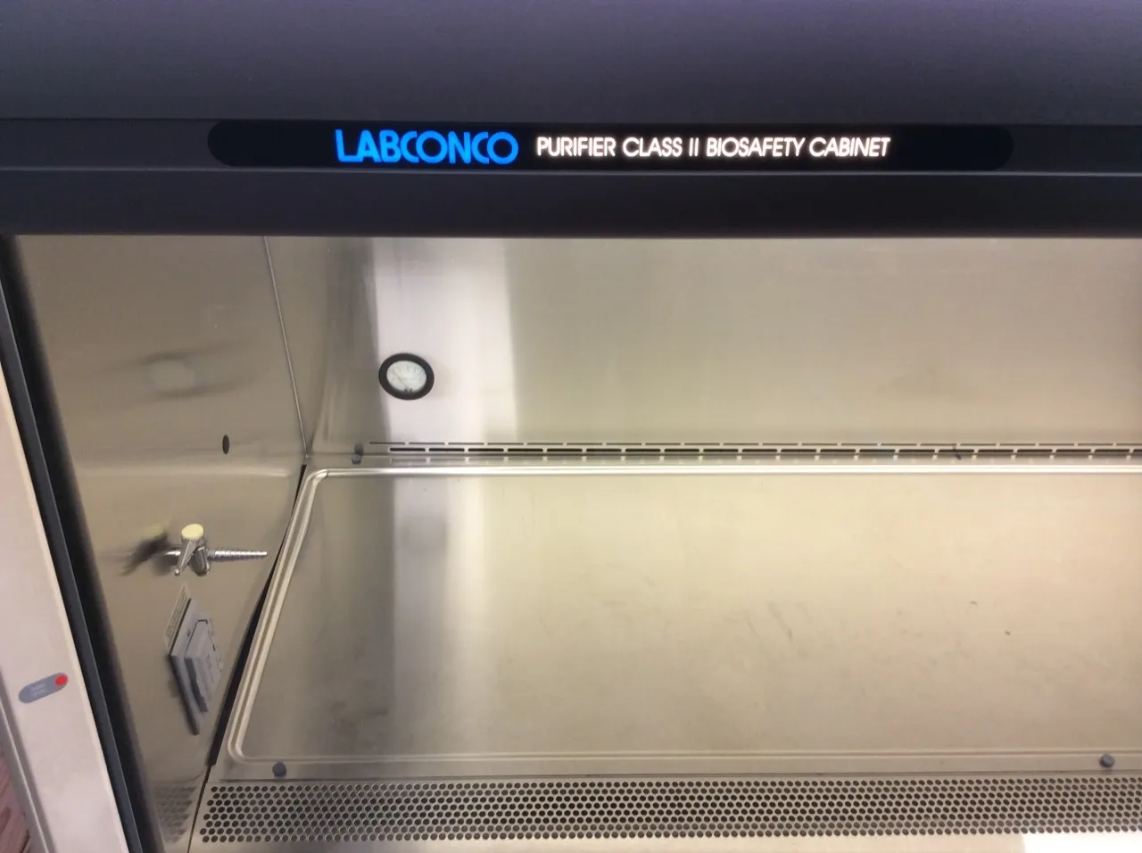 Labconco Purifier Class II Biosafety Cabinet