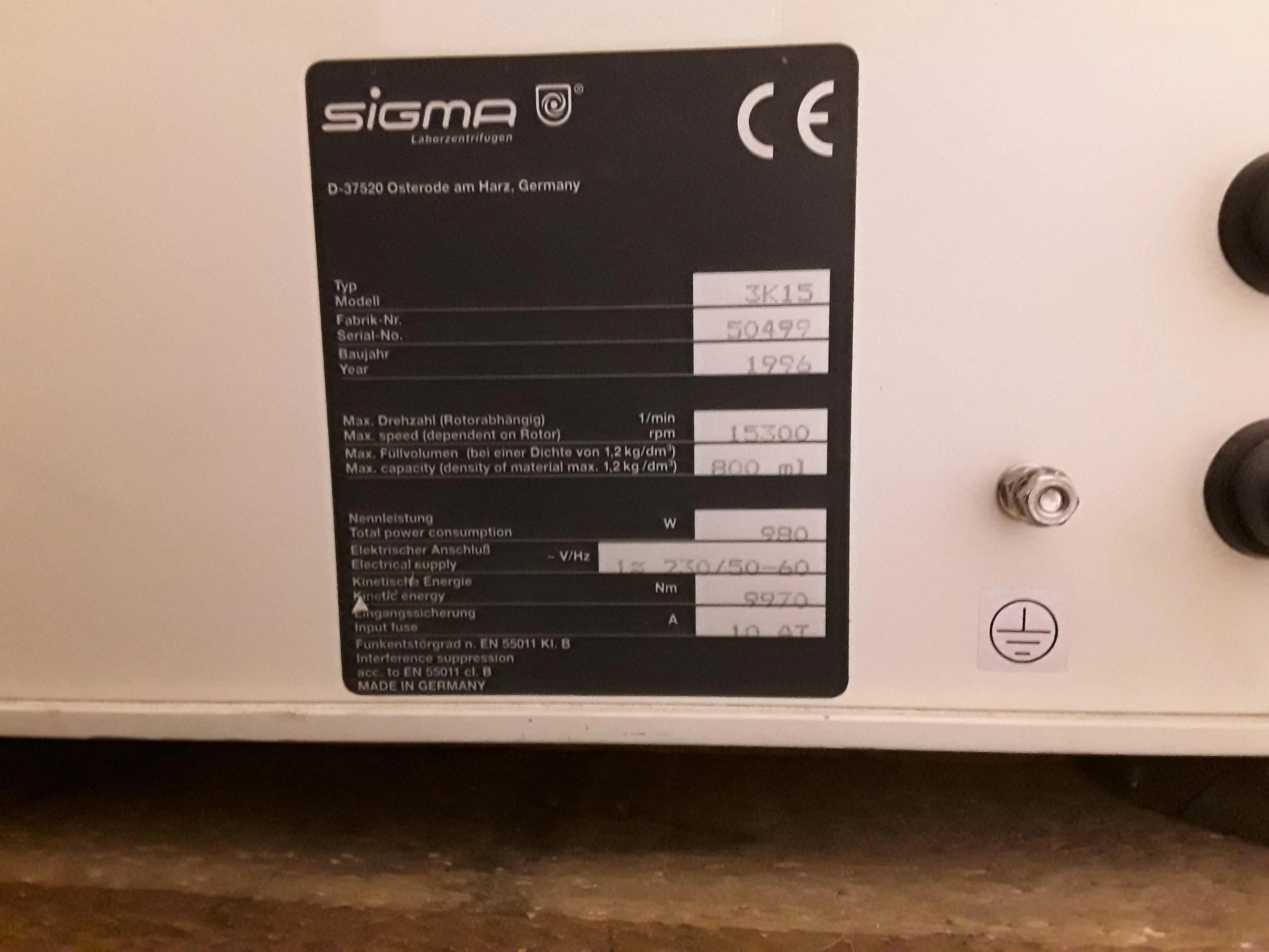 Sigma 3K15 Benchtop Centrifuge