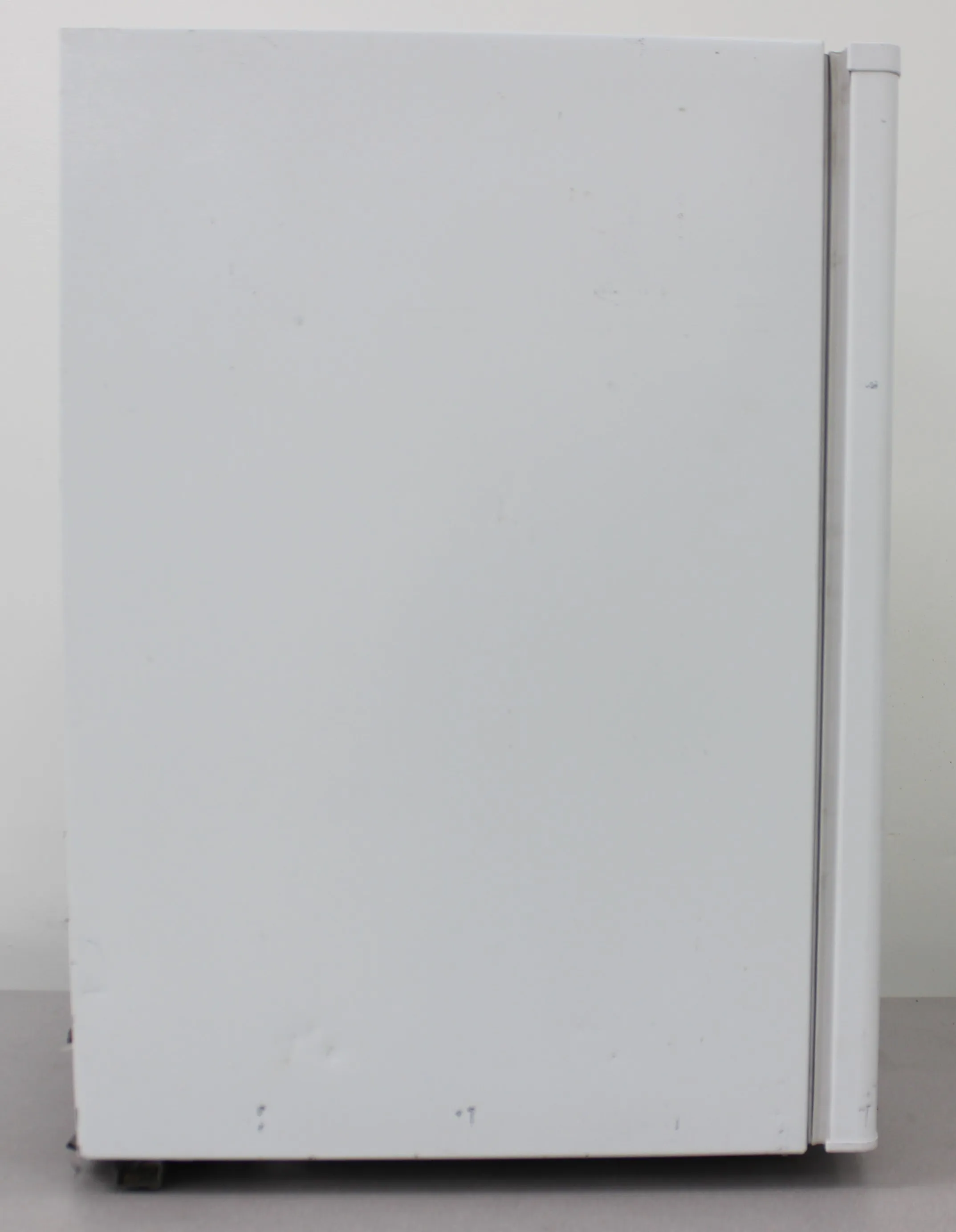 SUMMIT FS60M Energy Efficient Front-Opening Freezer