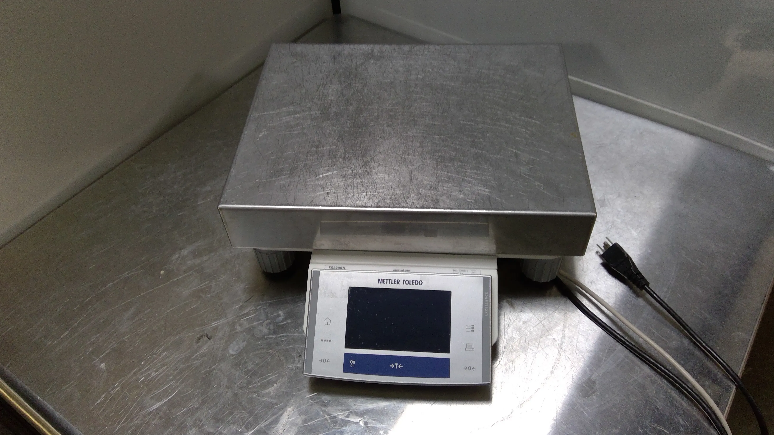 Mettler Toledo XS32001L Precision Balance