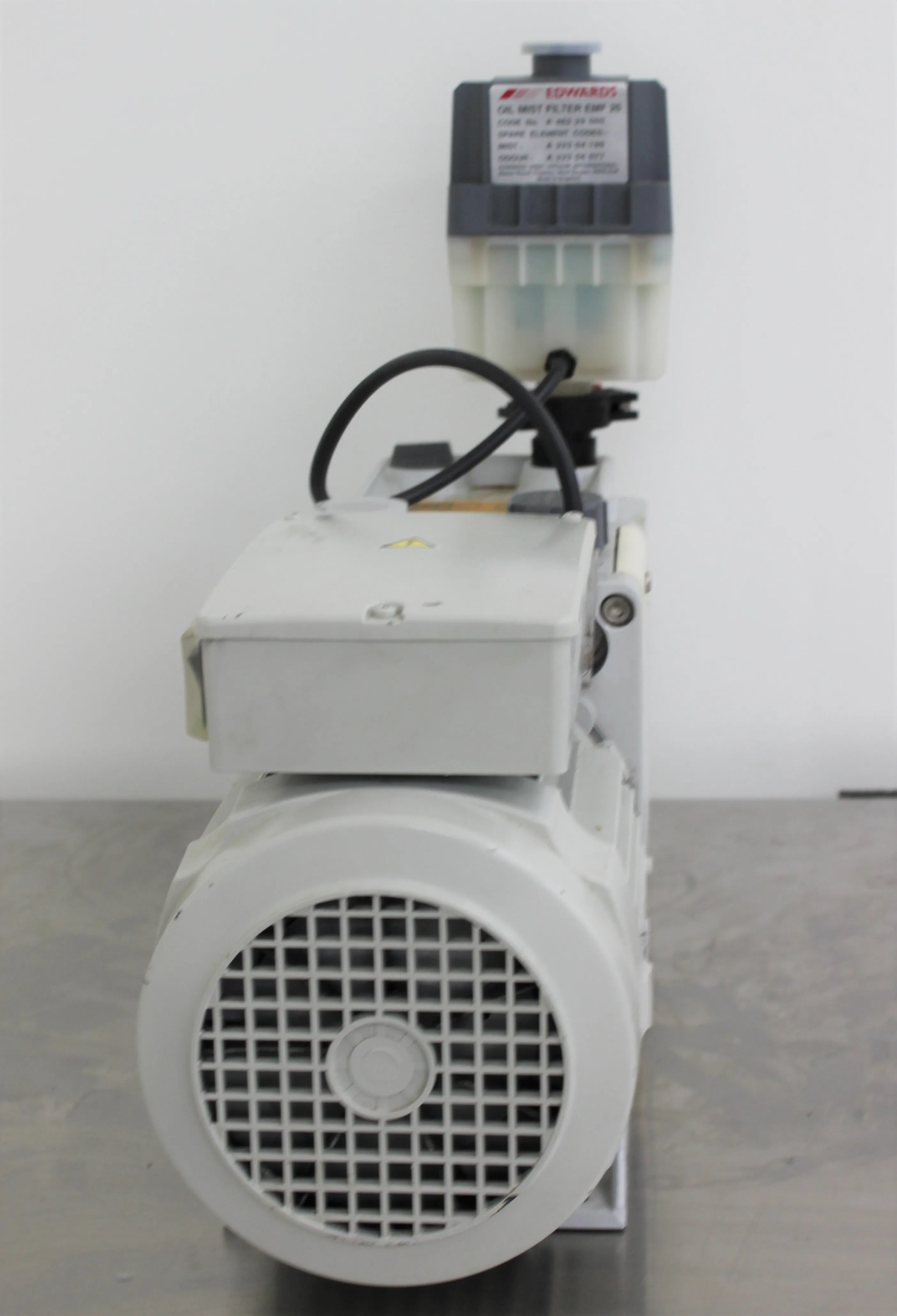 Edwards E2M28 Rotary Vane Dual Stage Vacuum Pump E2M28 240V 50Hz/60Hz 30-Day Warranty, 100% Parts and Labor