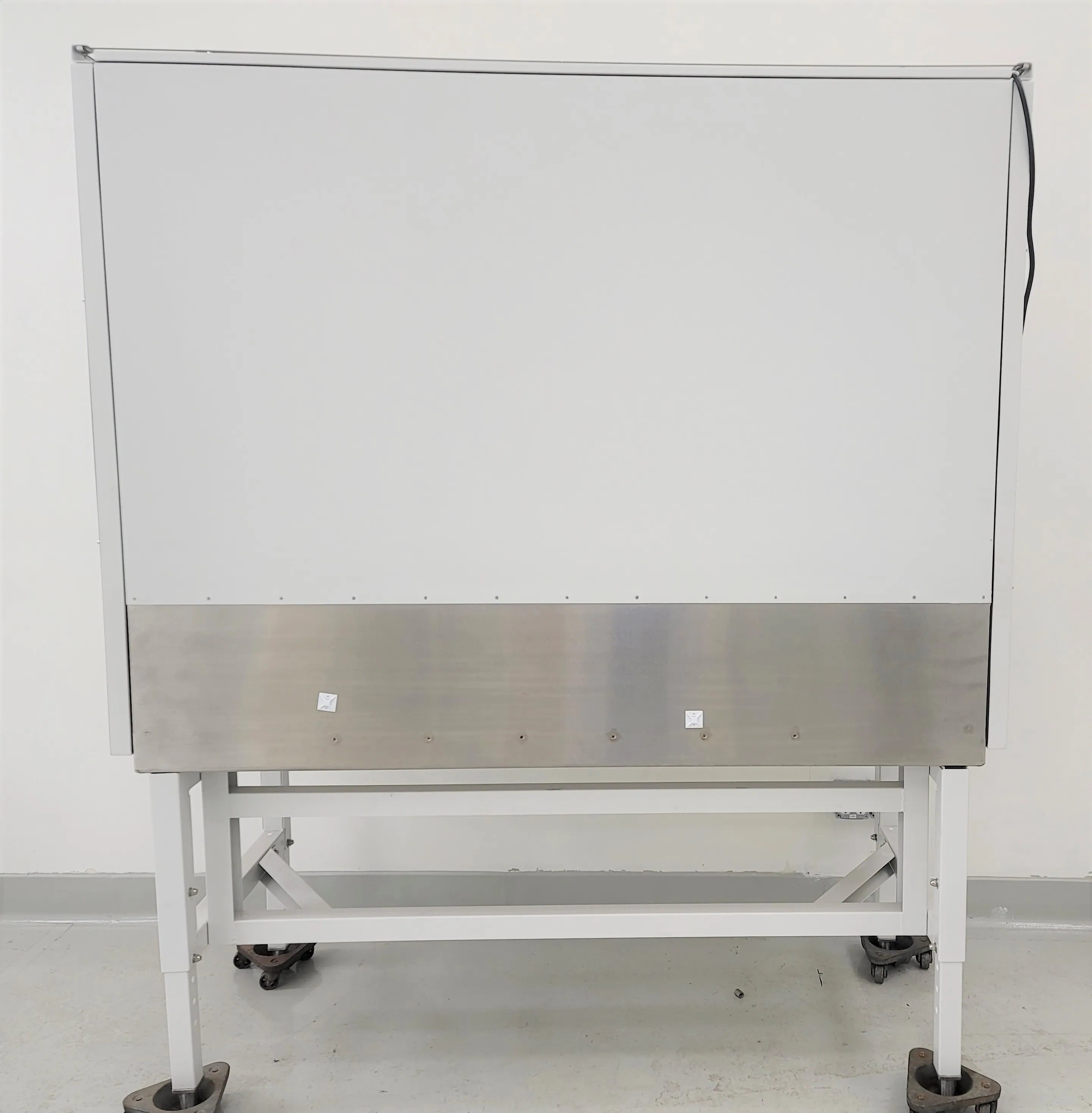 Baker SterliGARD SG604 Class 1 Biological Safety Cabinet