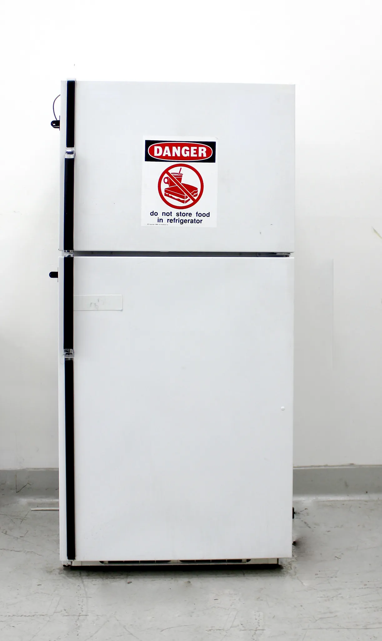 Kenmore 363.9662815 - Refrigerator / Freezer Combo - Used - Lab Unit Model