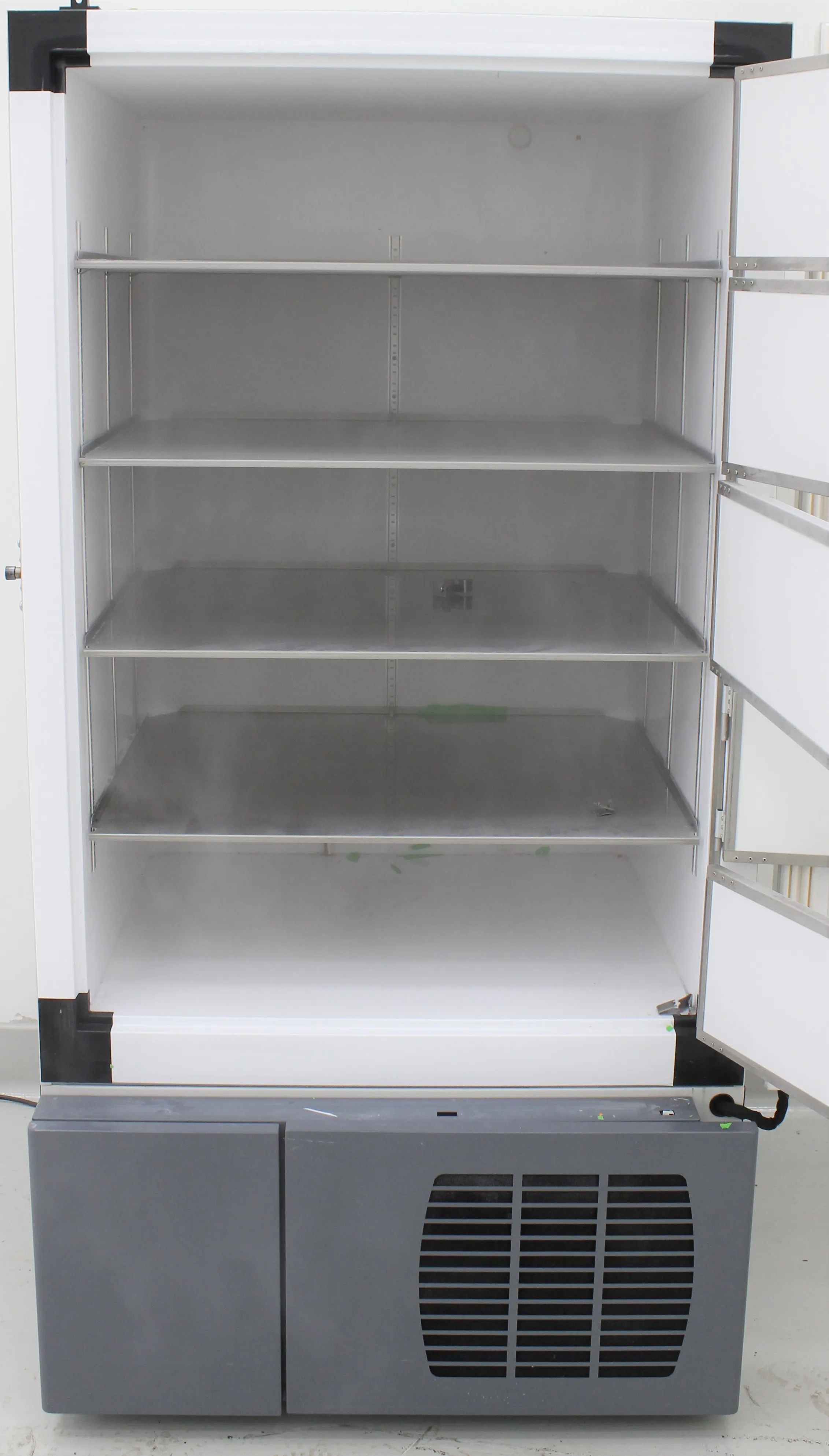 Thermo Scientific Revco UxF -86C Upright Ultra-Low Temperature Freezers