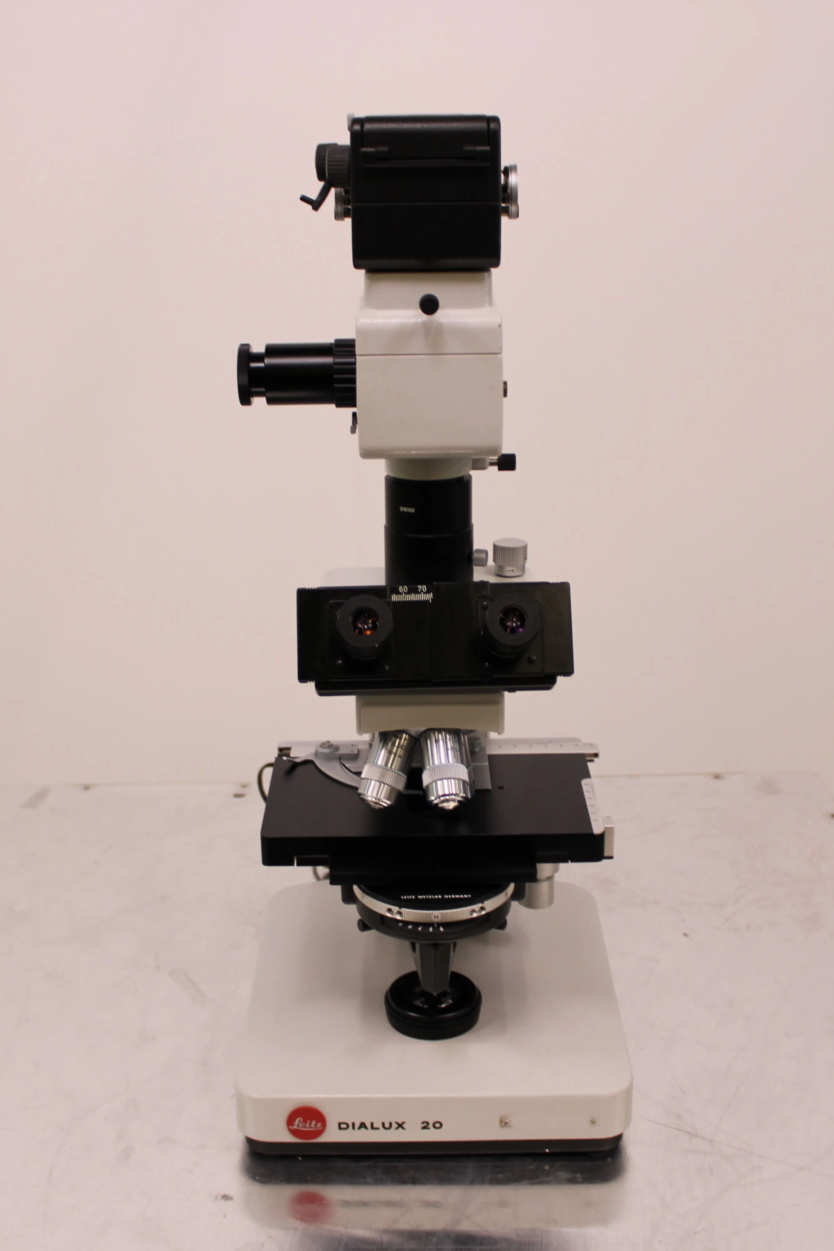 Leitz Dialux 20 Microscope with WILD MPS 51 S SPOT Camera