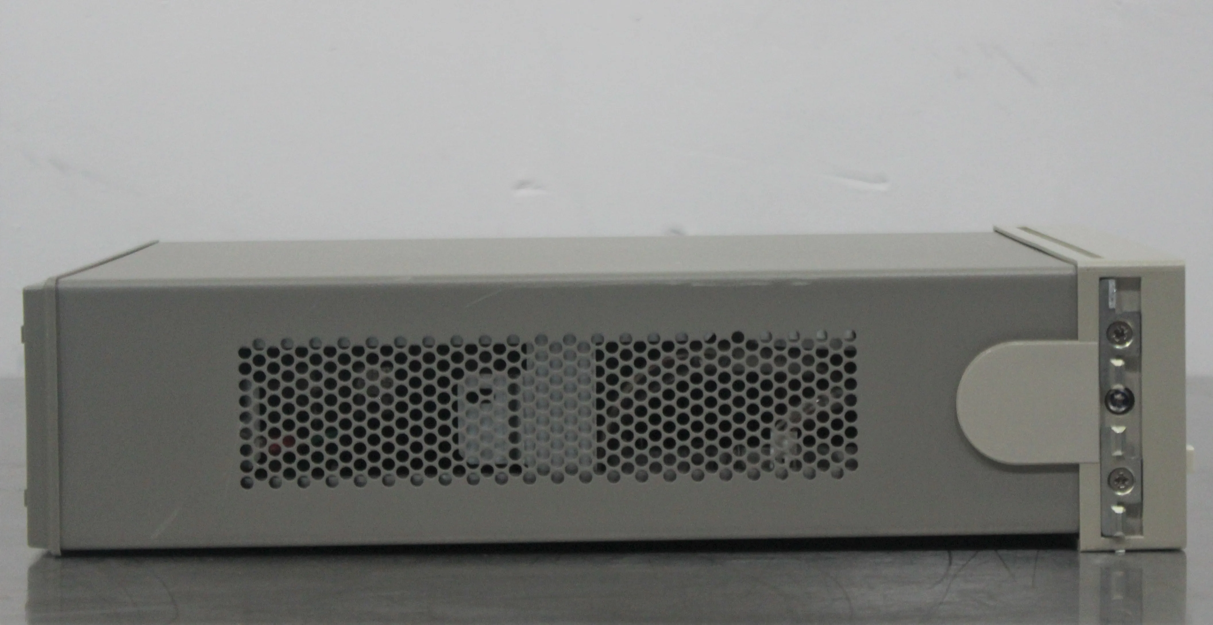 Agilent 6613C Laboratory Power Supply