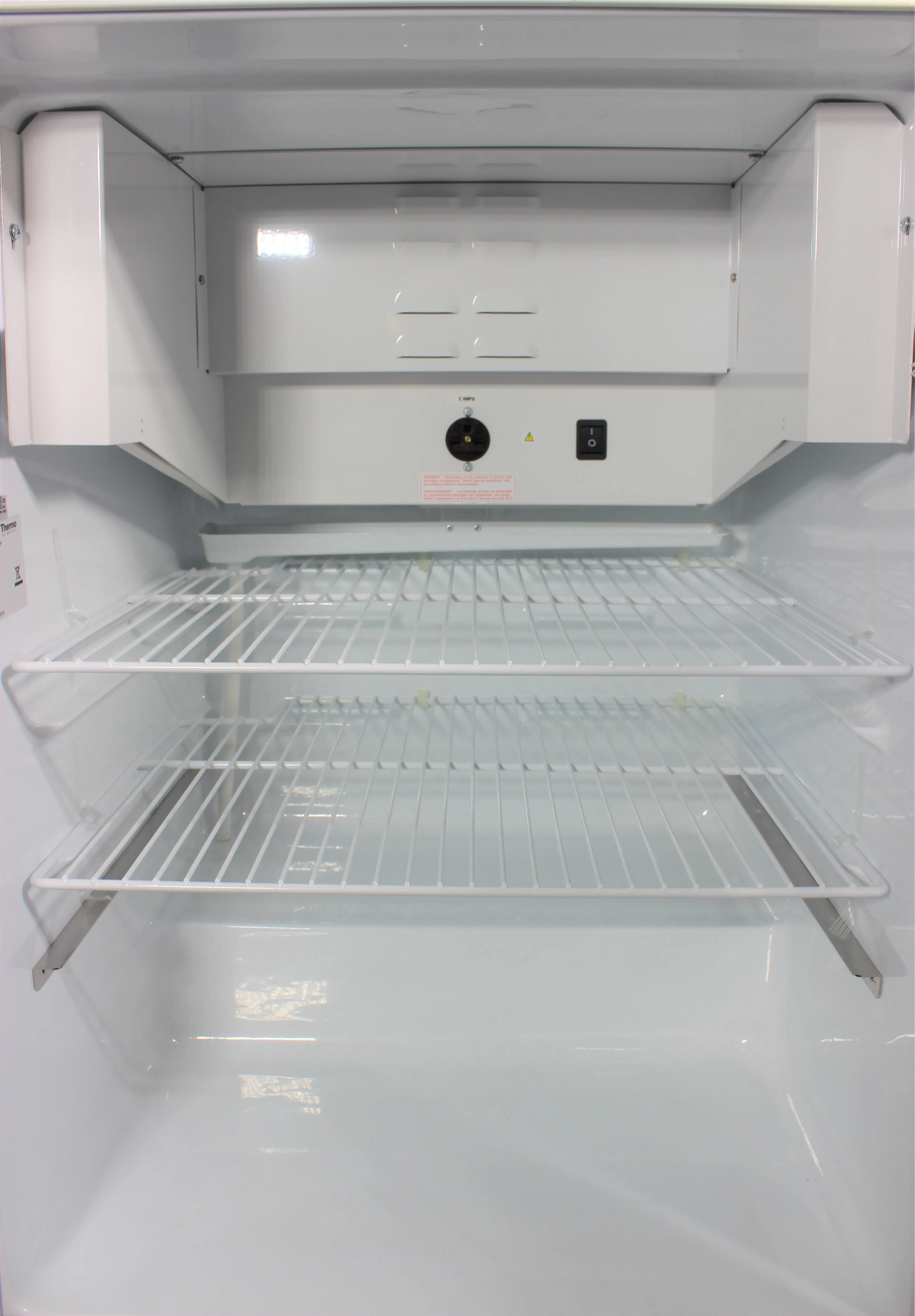 Thermo Scientific Precision Refrigerated 6.1 cu ft Incubator PR205740R