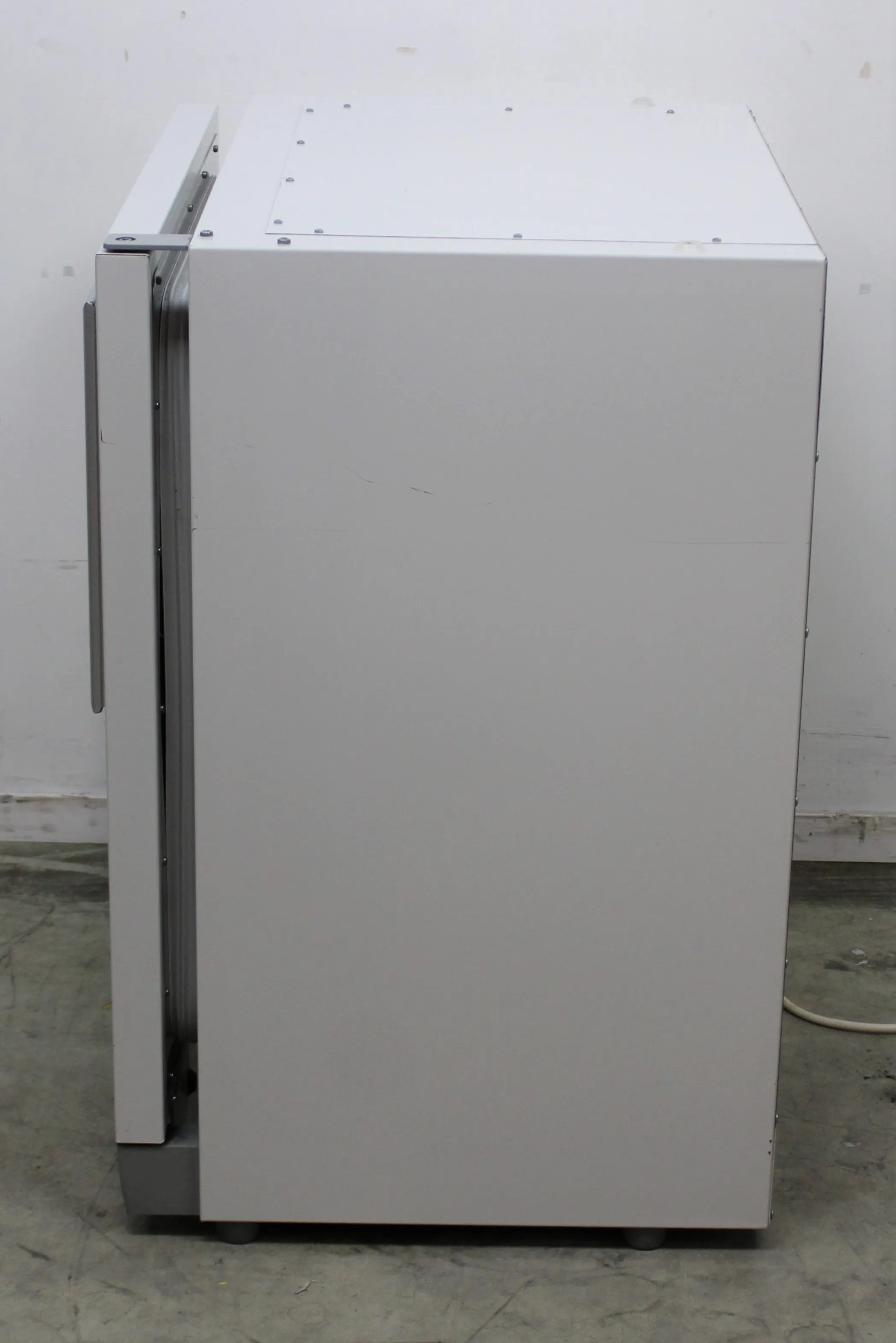 Heraeus B12 Incubator 131L Used Laboratory Equipment