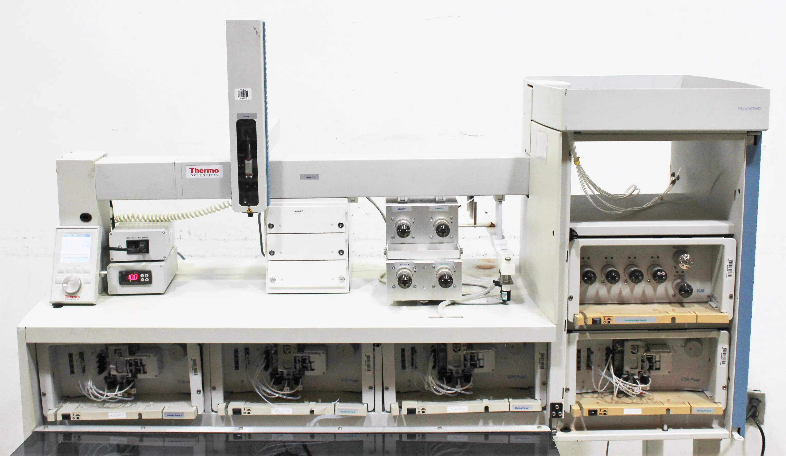 Thermo Fisher Transcend TLX-2 Auto Sampler HPLC System Mass Spectrometer