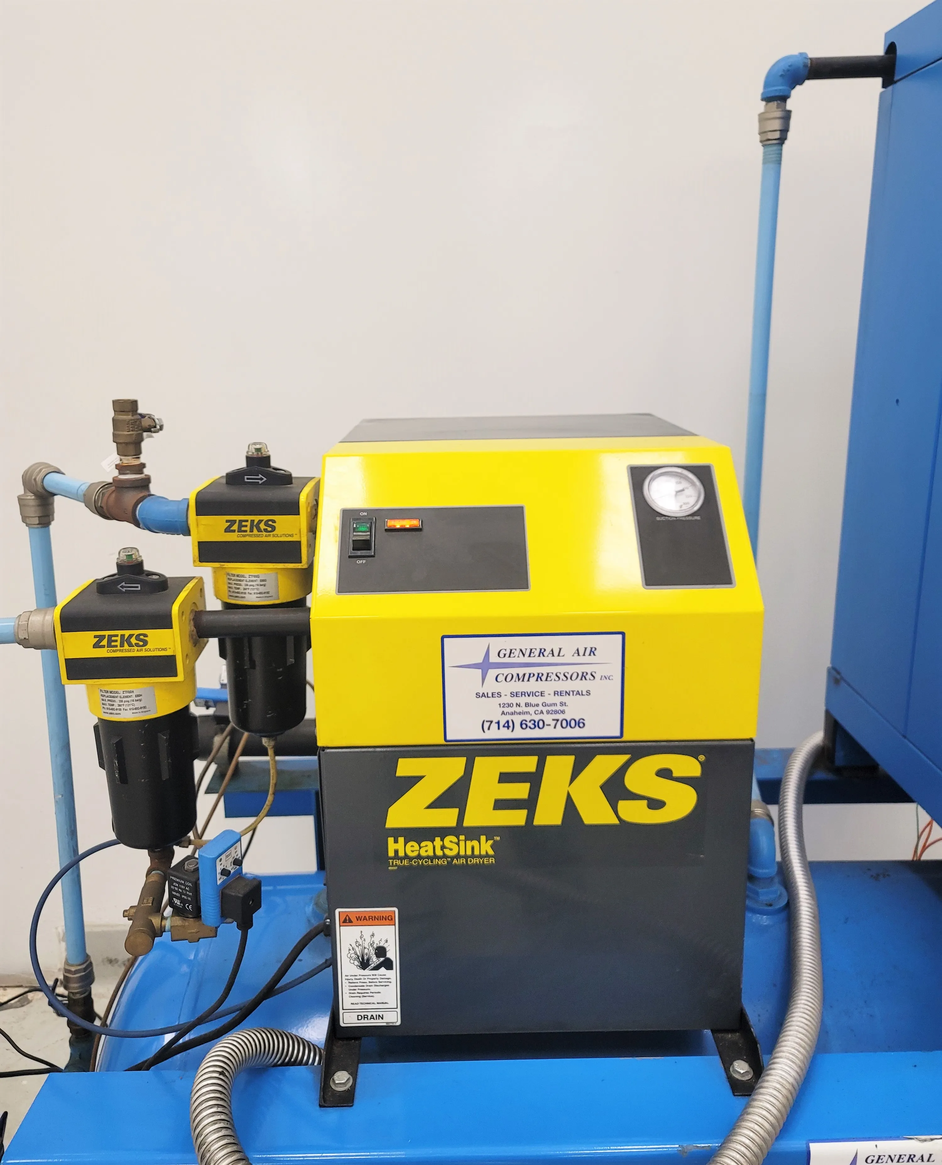 Hydrovane HV07 Rotary Vane Air Compressor with Zeks Cycling Air Dryer