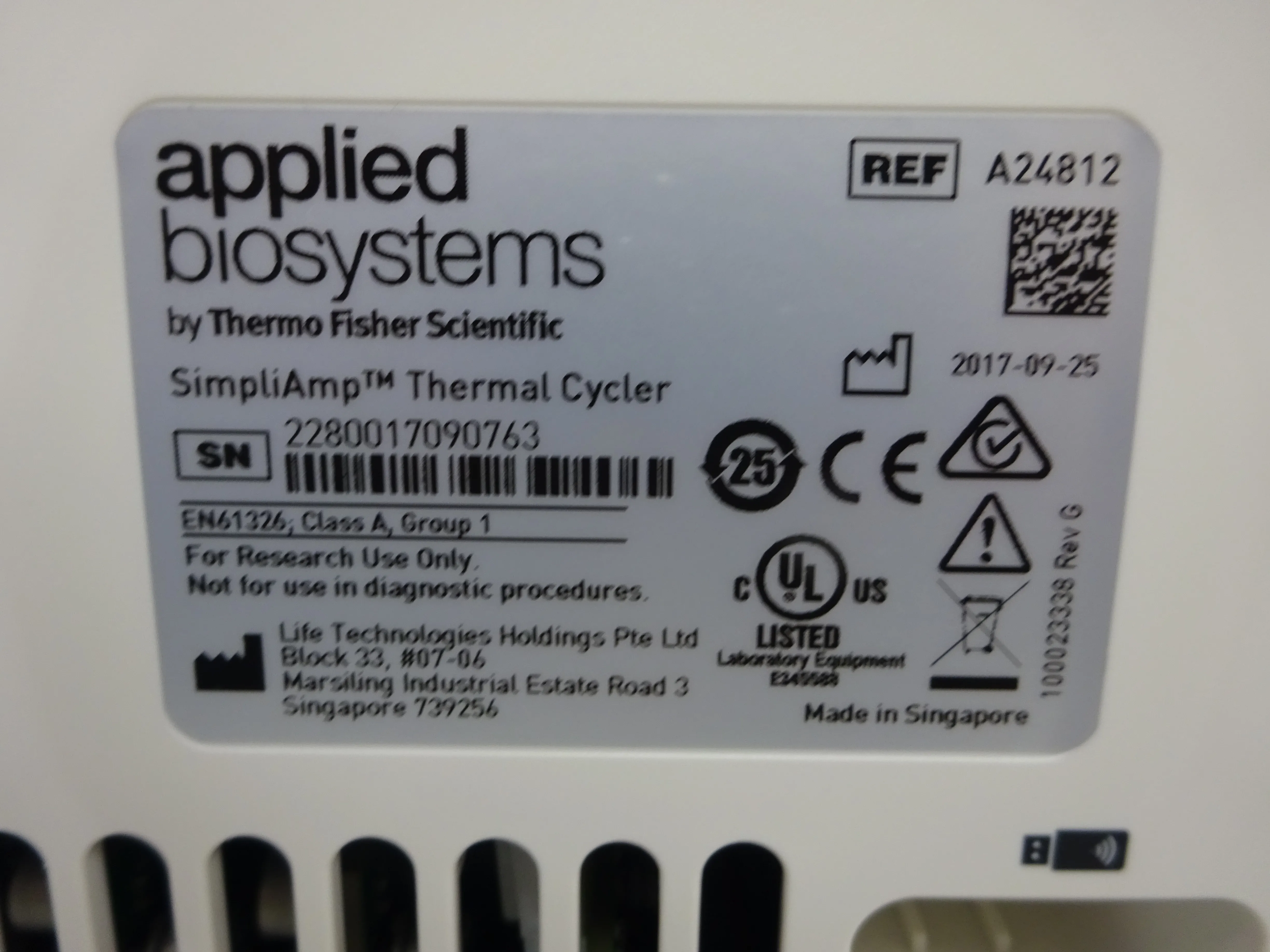 Applied Biosystems SimpliAmp Thermal Cycler A24812 PCR Molecular Biology