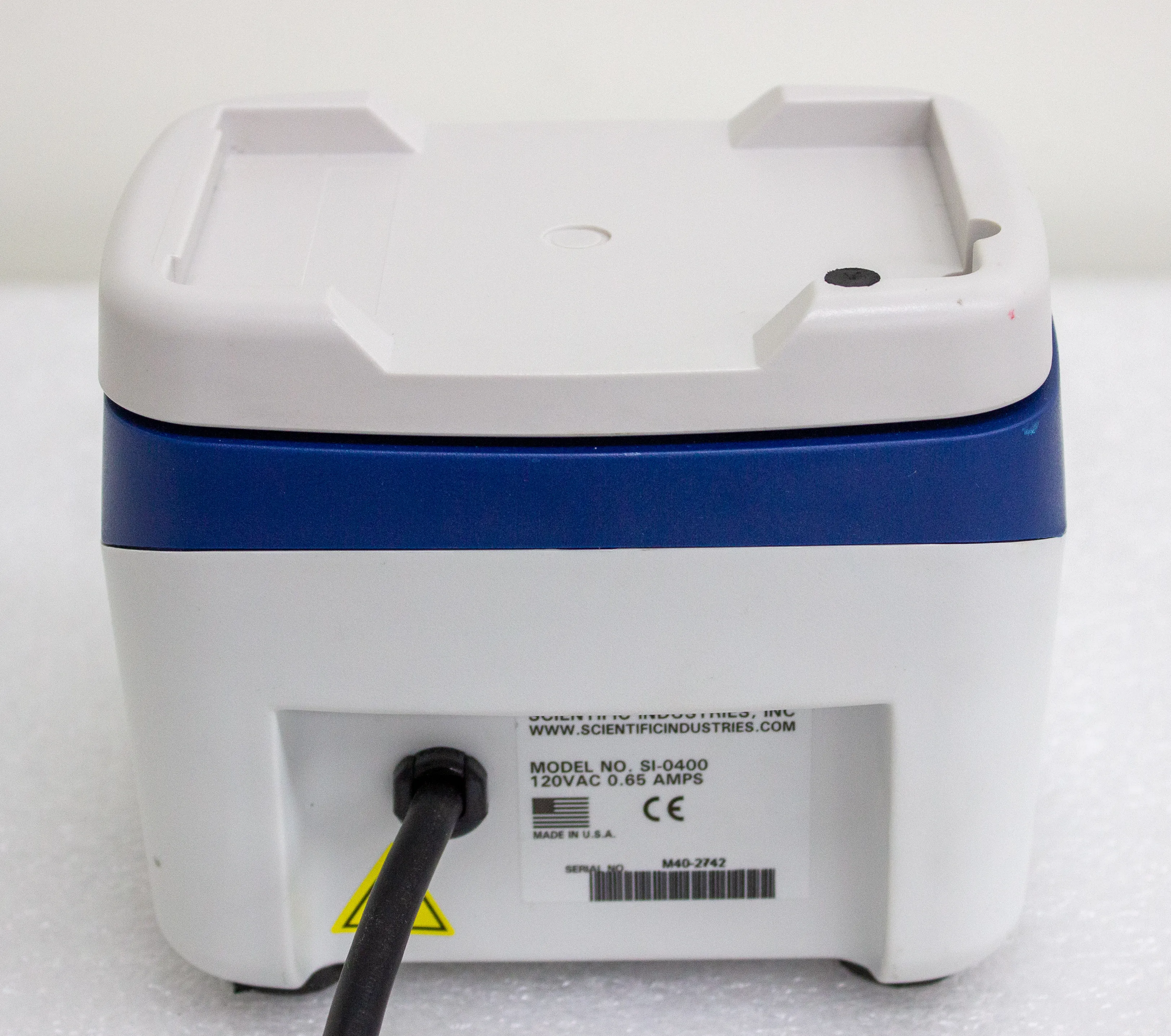 Scientific Industries Microplate Genie SI-0400 Microplate Shaker