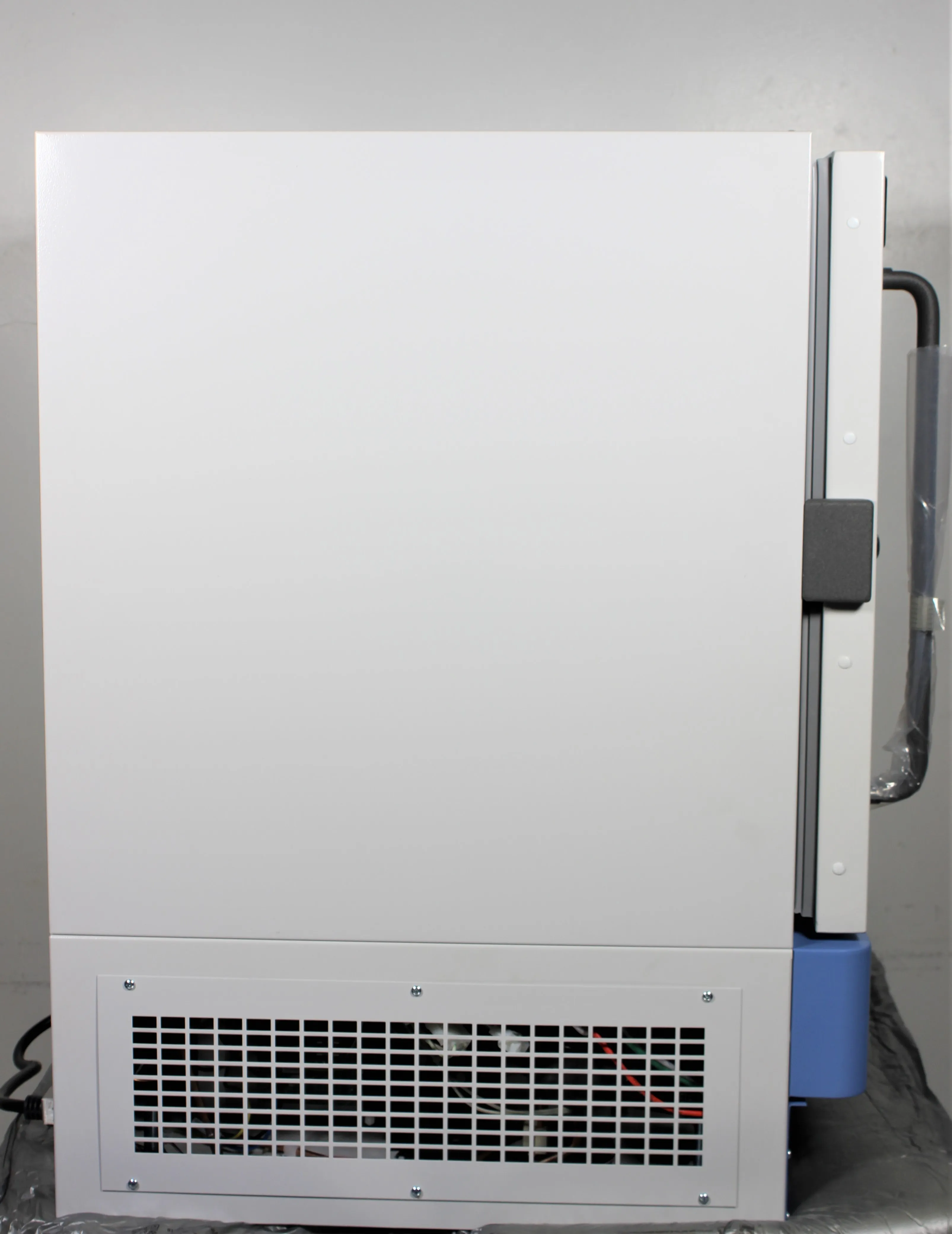 Thermo Fisher REL404A High-Performance Lab Refrigerator