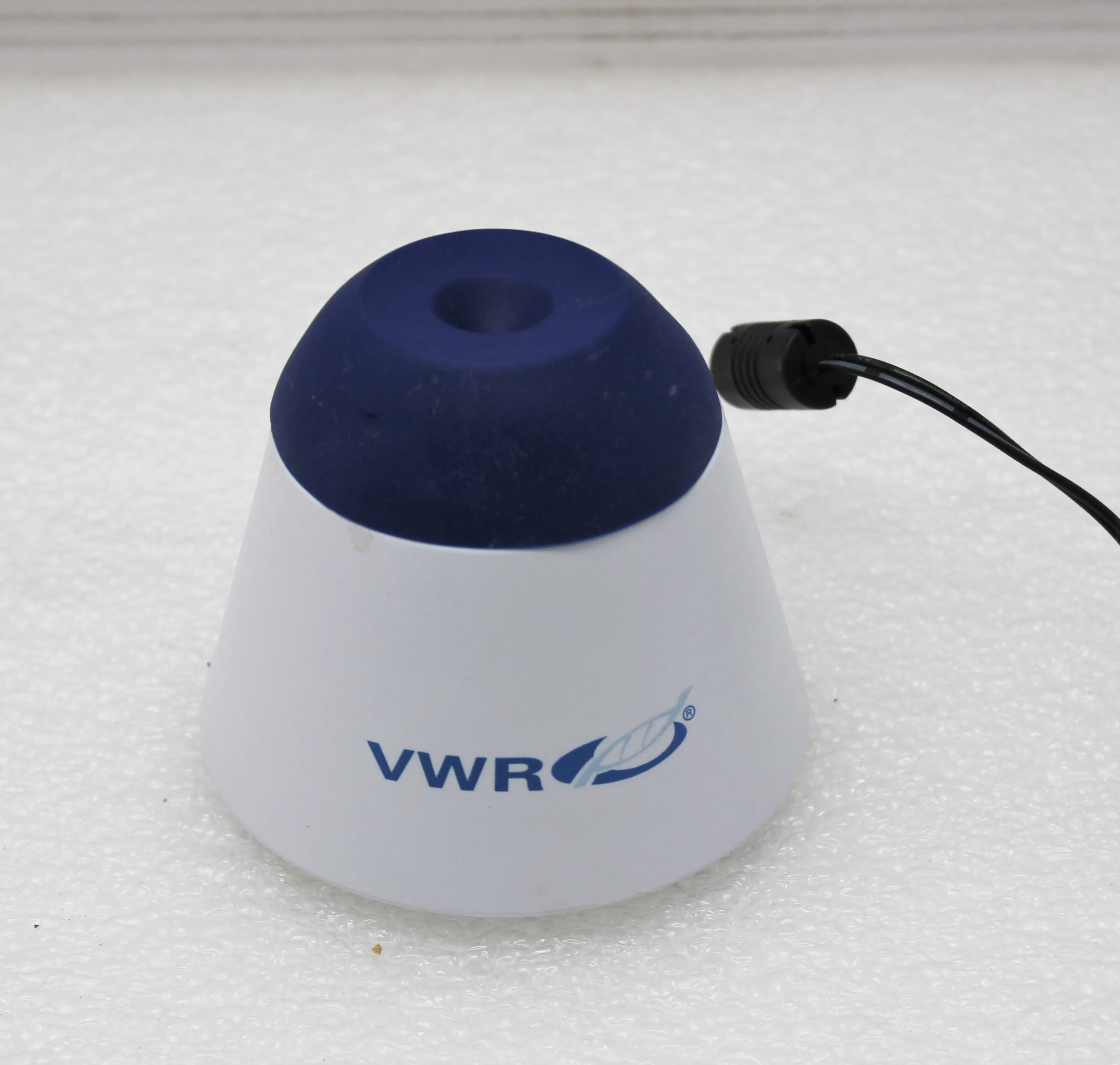 VWR Mini Vortexer Mixer 10153-688