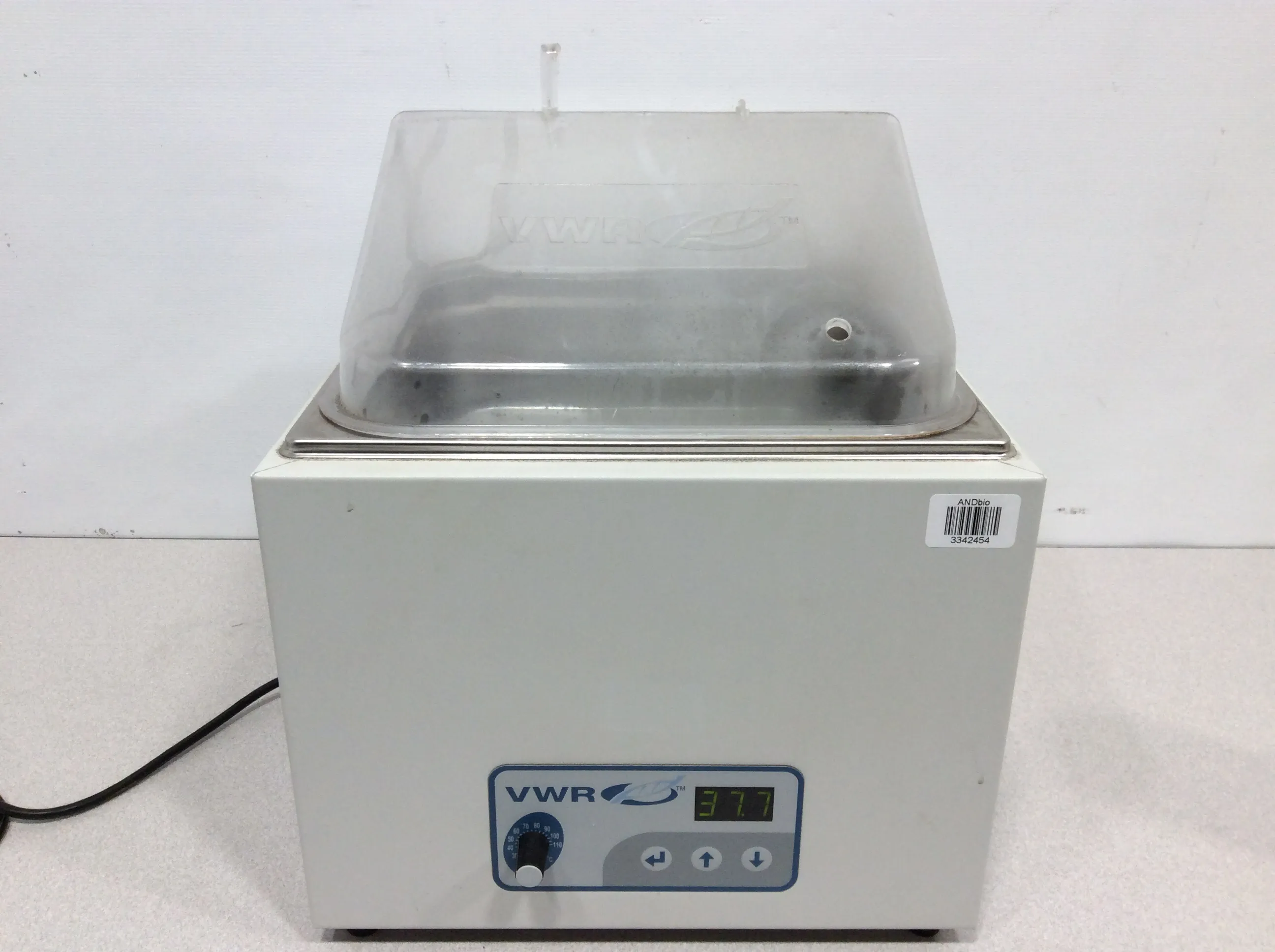 VWR 12 Liter Digital Water Bath 89032-216, High Precision Laboratory Equipment