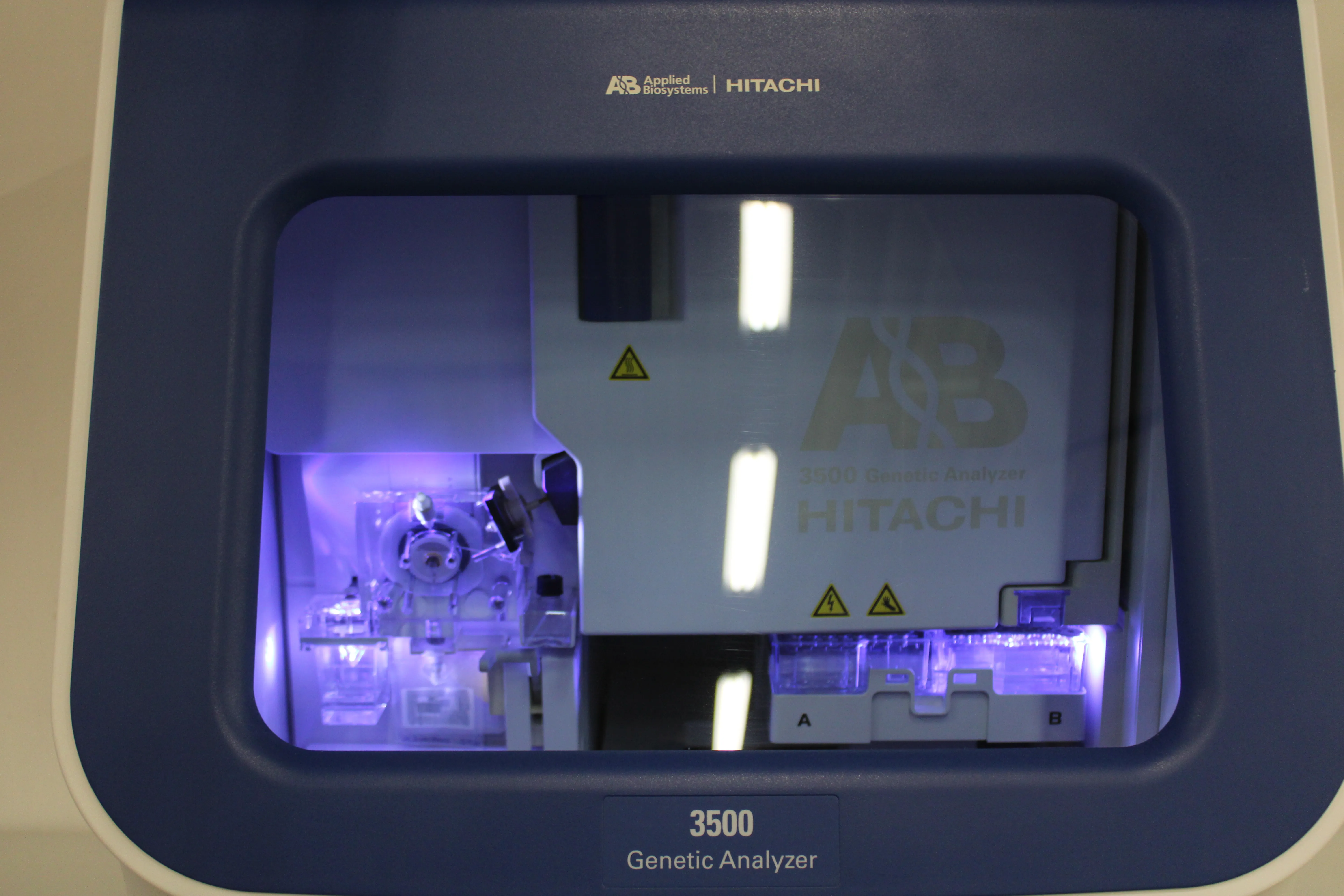 Applied Biosystems 3500 DNA Sequencer