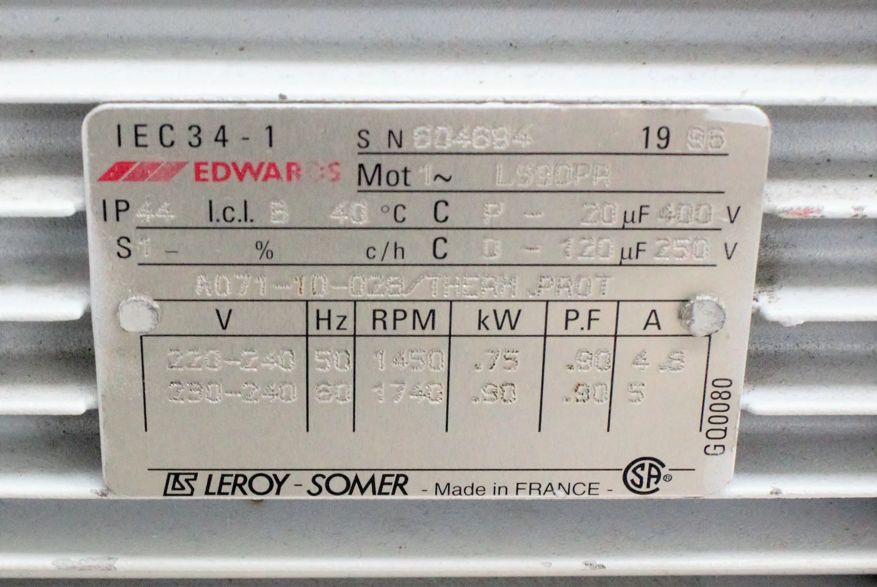 Edwards E2M30 Rotary Vane Vacuum Pump 220V 50Hz/60Hz