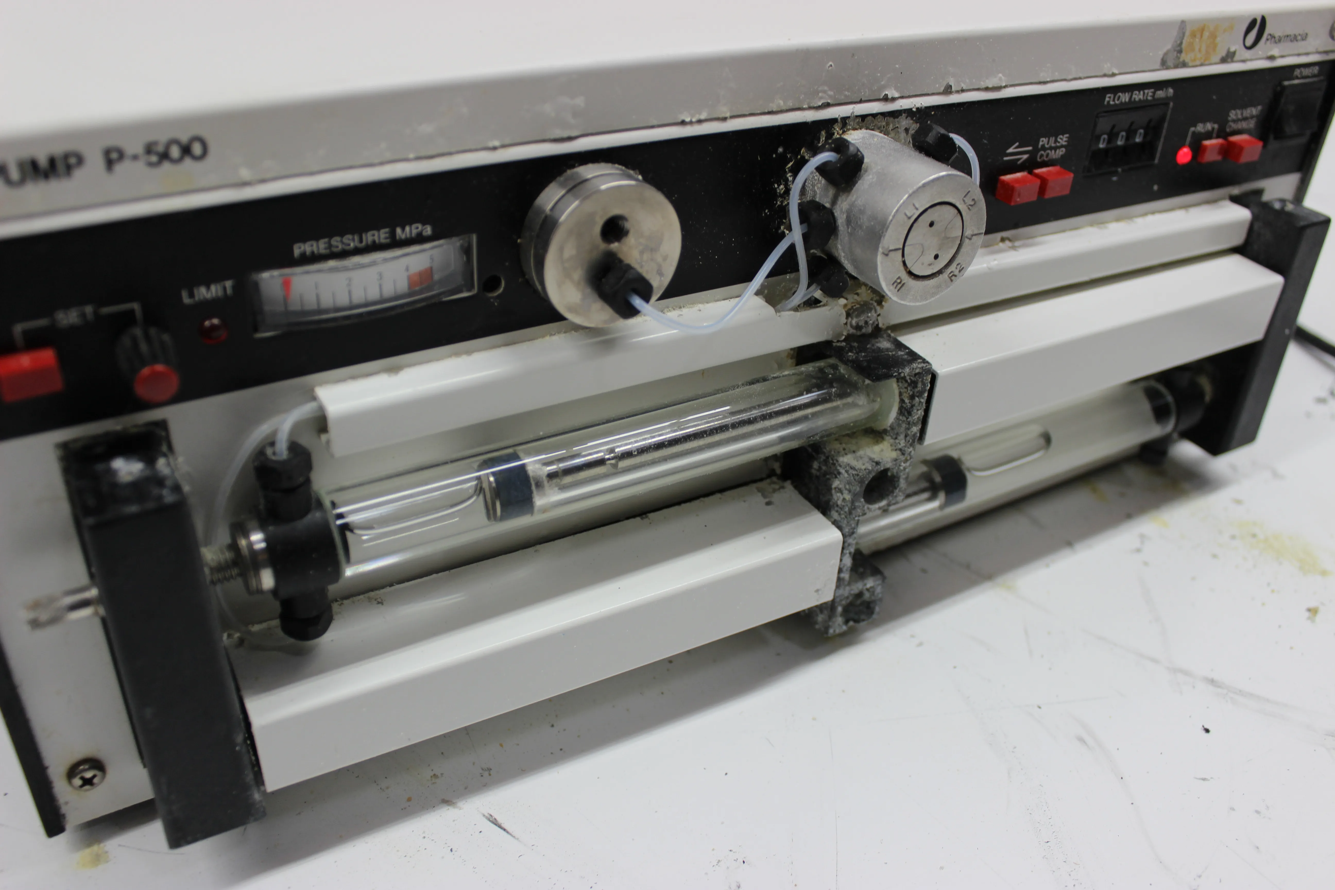 Pharmacia Pump P-500 Laboratory Chemical Pump for Liquid Chromatography