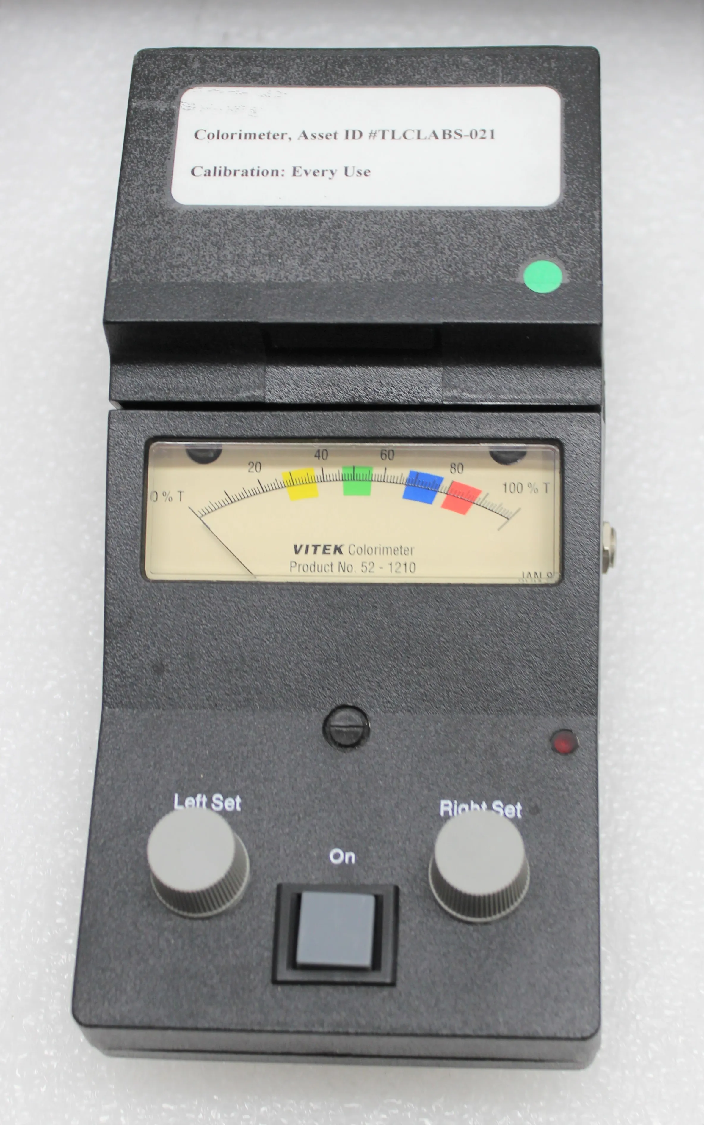 Used Biomerieux Vitek Colorimeter