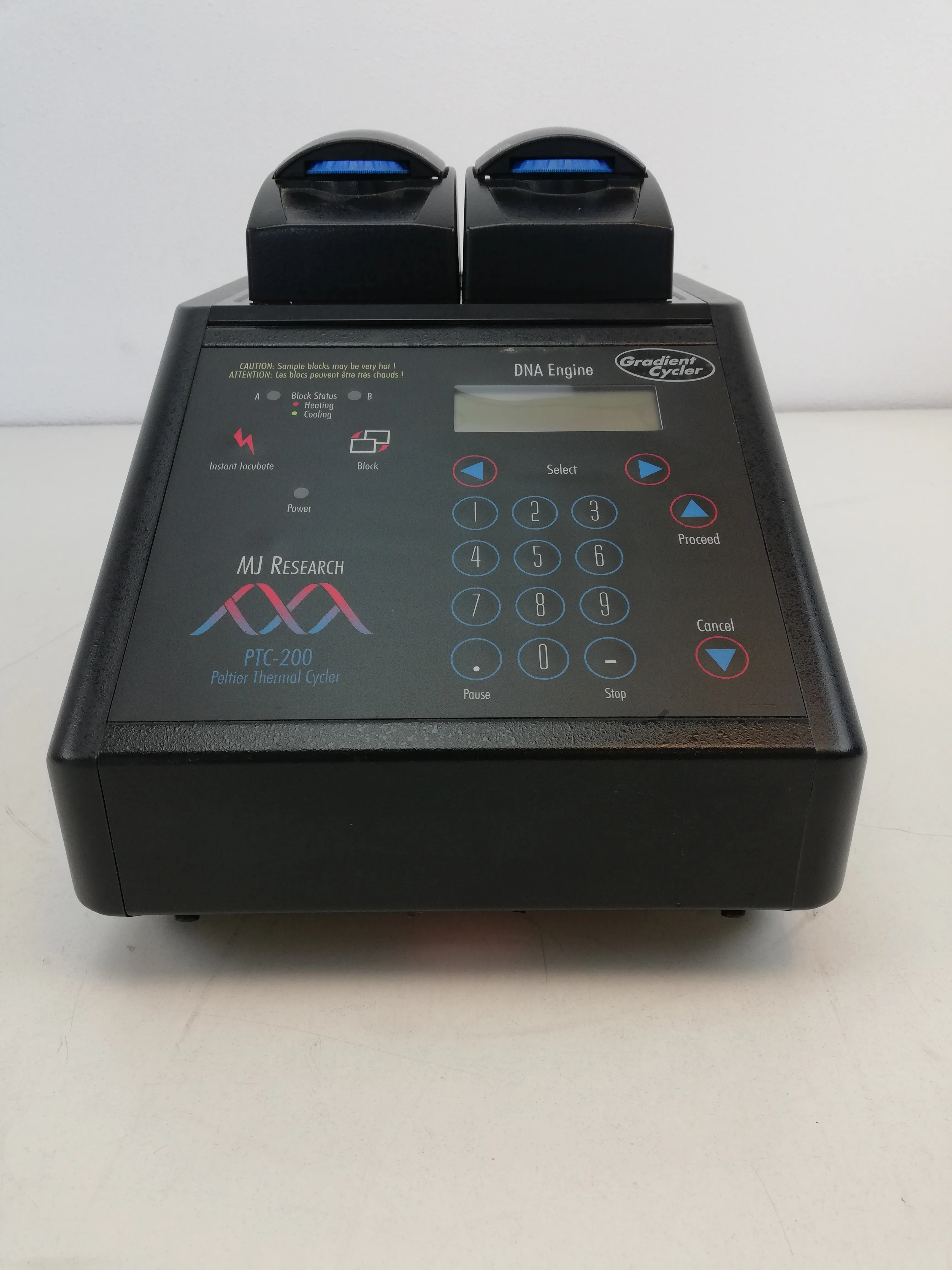 MJ Research PTC-200 Peltier Thermal Cycler PCR Thermal Cycler