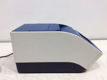 Applied Biosystems Veriti 96-Well Thermal Cycler