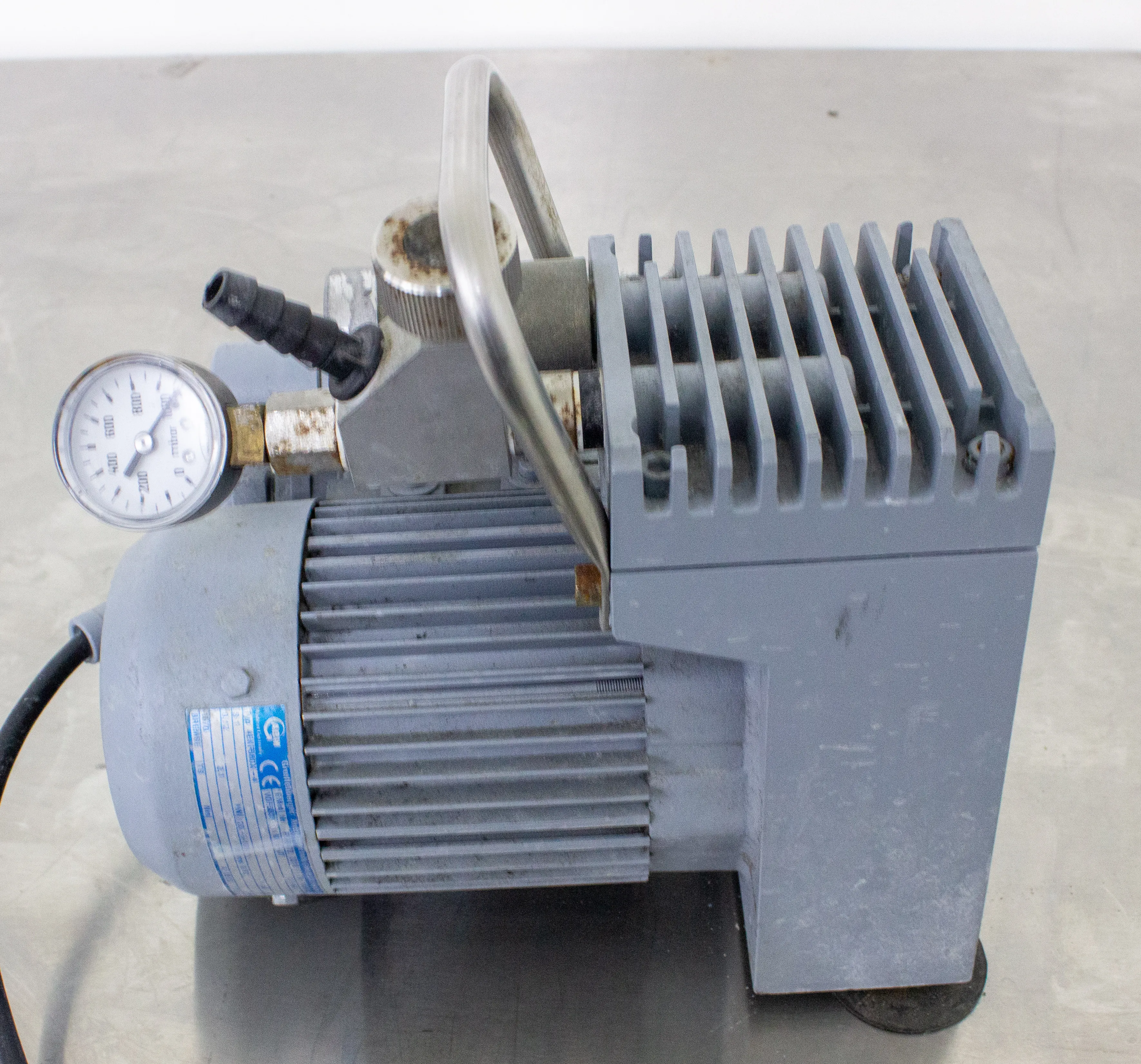 Vacuubrand ME 2SI Diaphragm Vacuum Pump, Used Lab Equipment, 30-Day Warranty