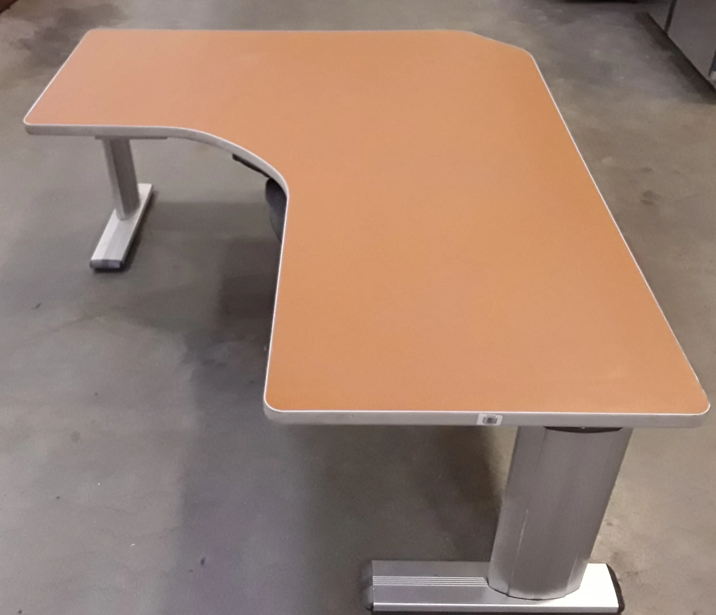 Used Up Down Table Lab 70x58 - REUZEit West Coast US - R