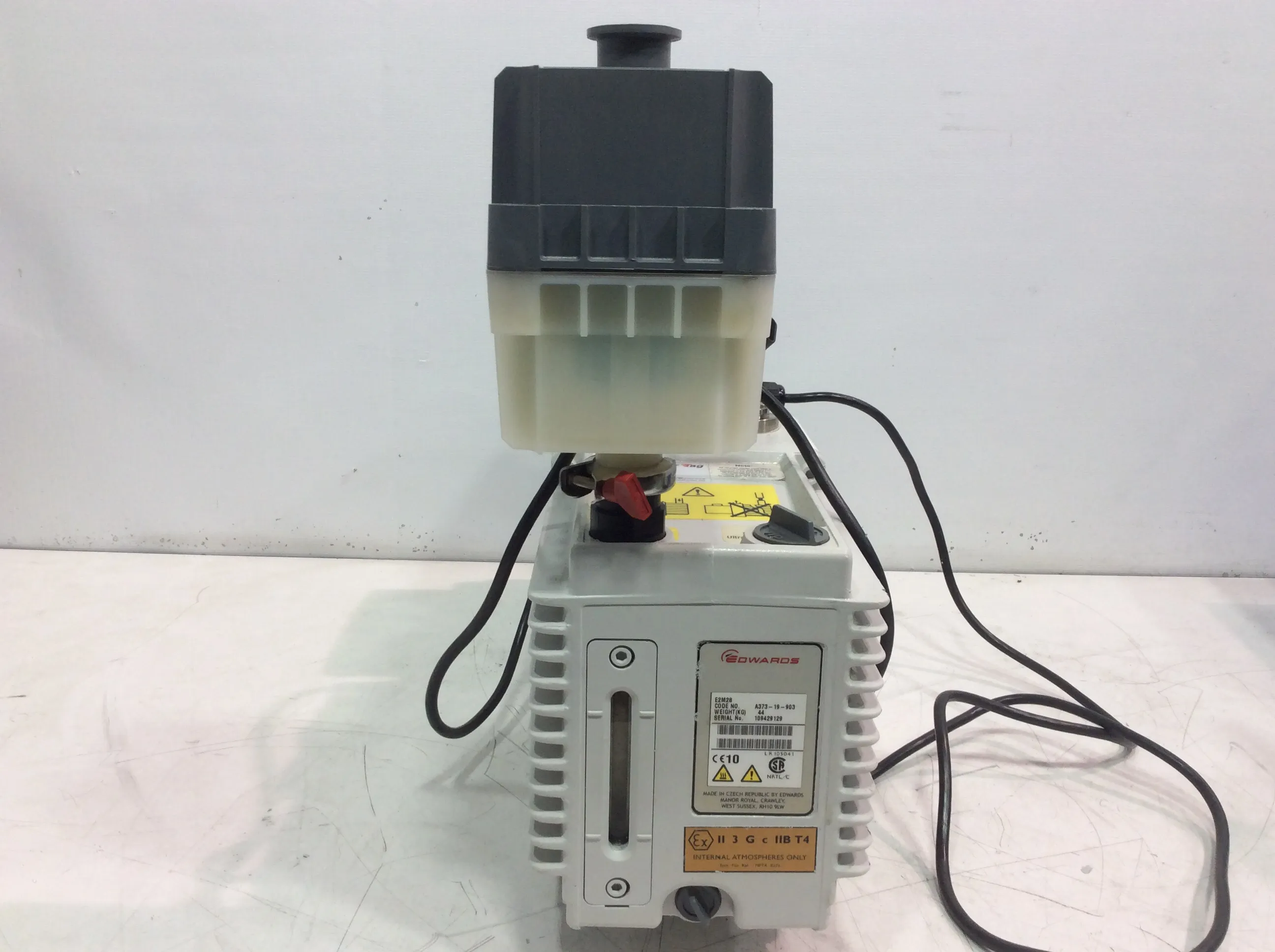 Edwards E2M28 Rotary Vane Dual Stage Vacuum Pump - 230V