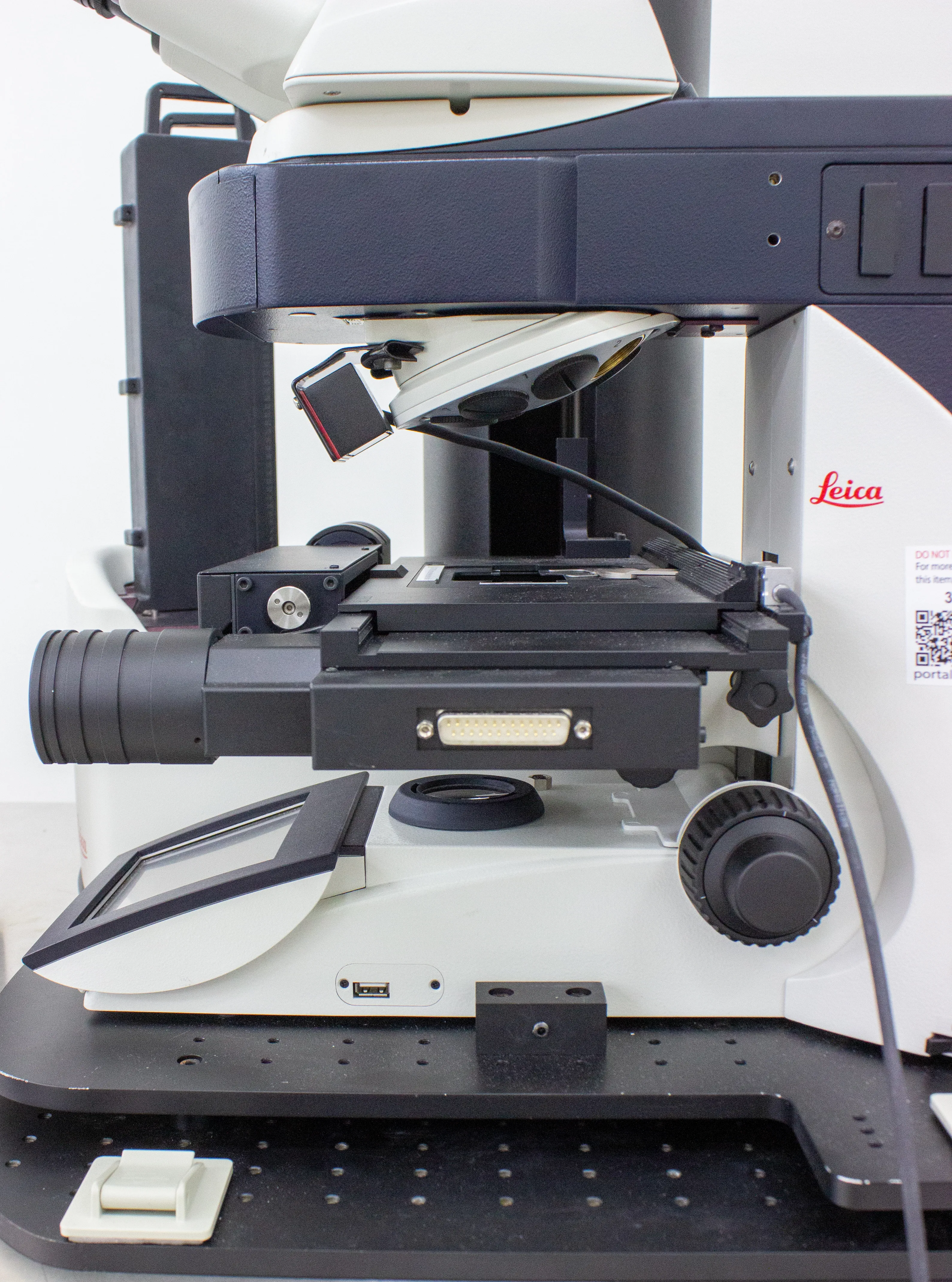 Used Leica DM 6000 Fluorescent Microscope with Computer and Monitor 100% Parts and Labor Warranty