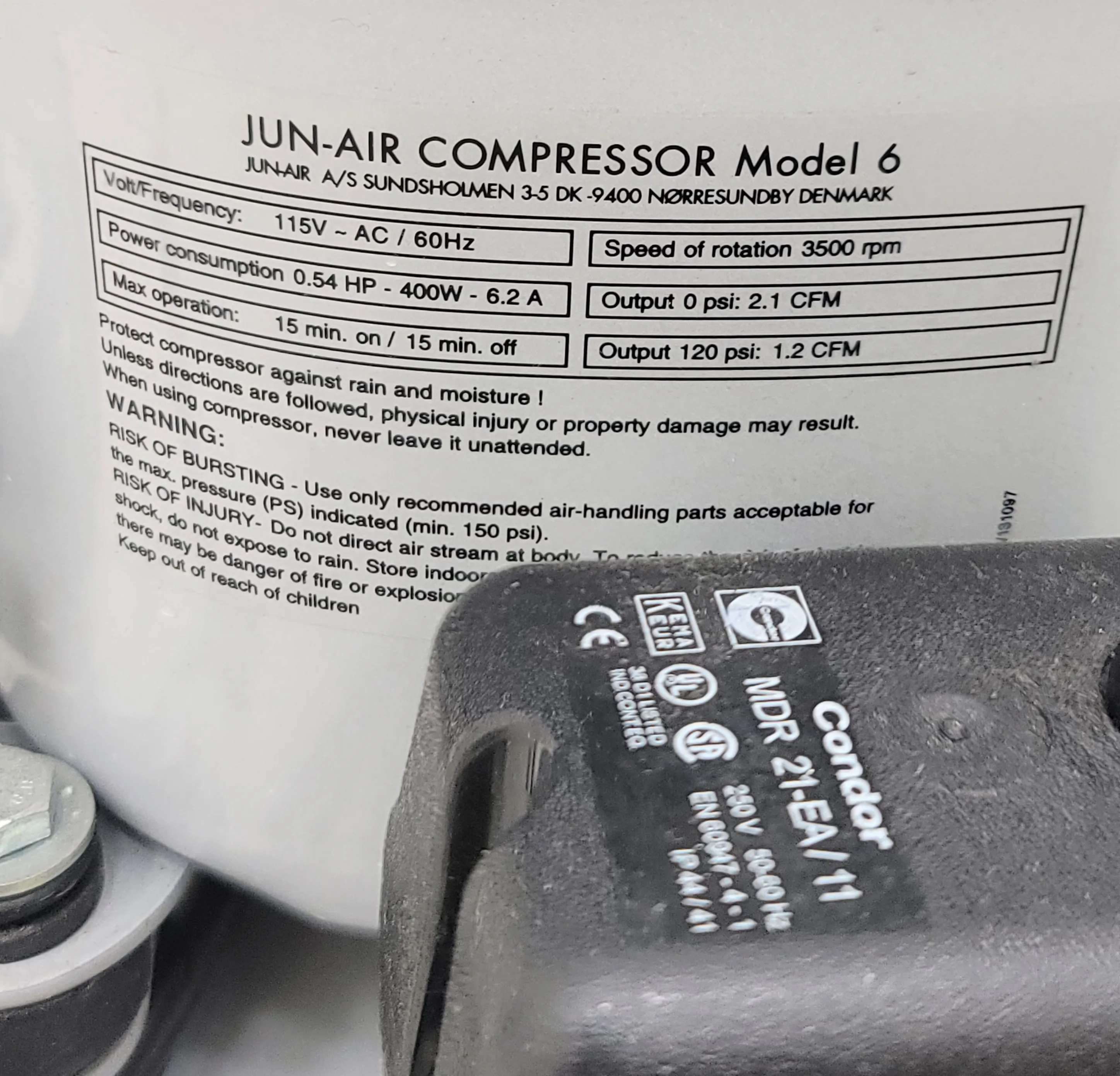 Jun-Air Model 6 Laboratory Air Compressor