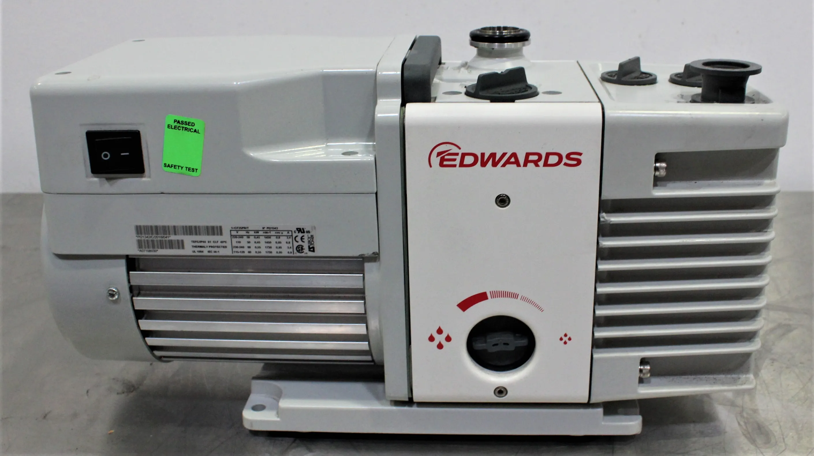 Edwards RV3 Finnigan Vacuum Pump