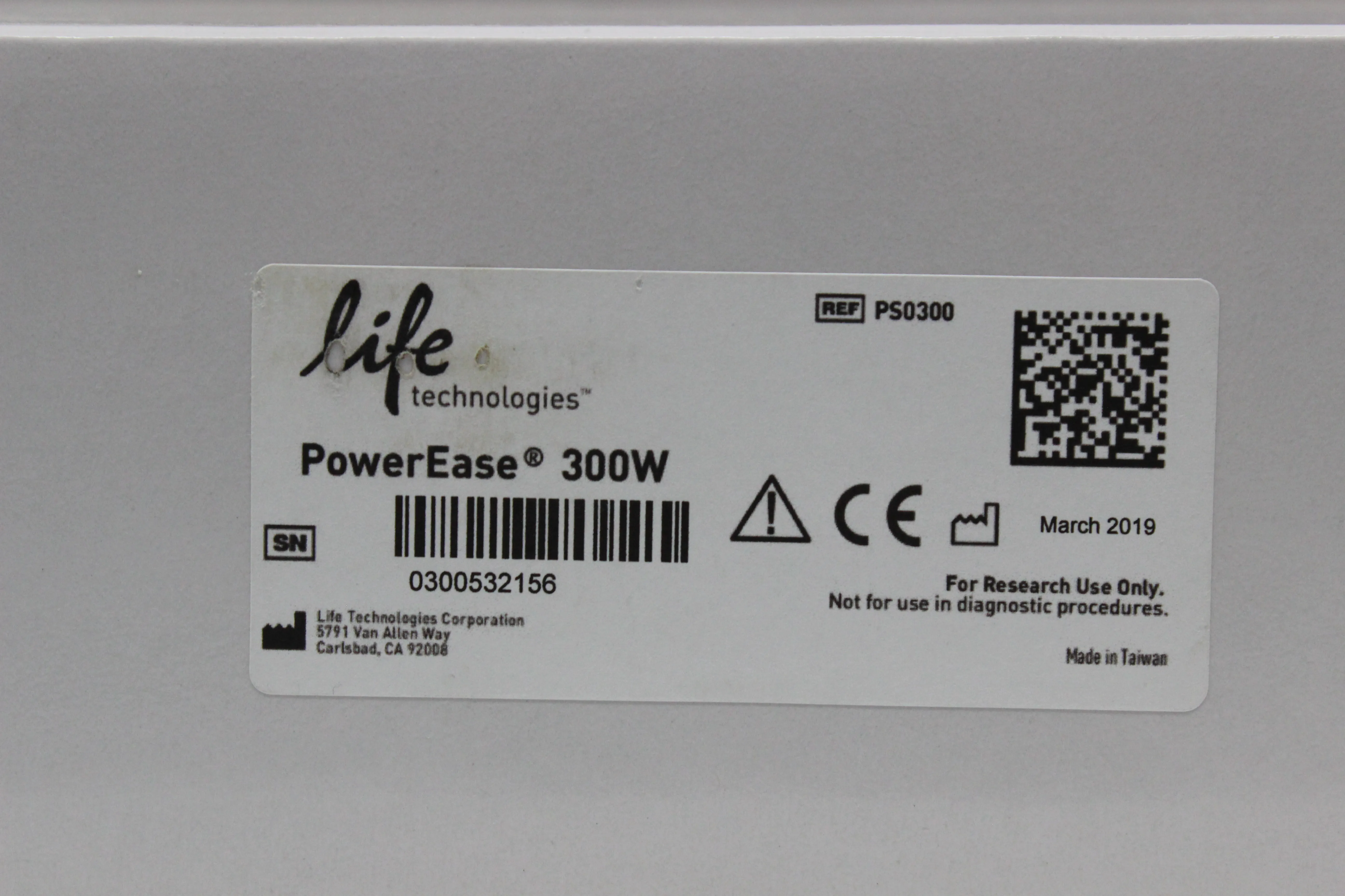 Life Technologies PowerEase 300W PS0300 Programmable Power Supply