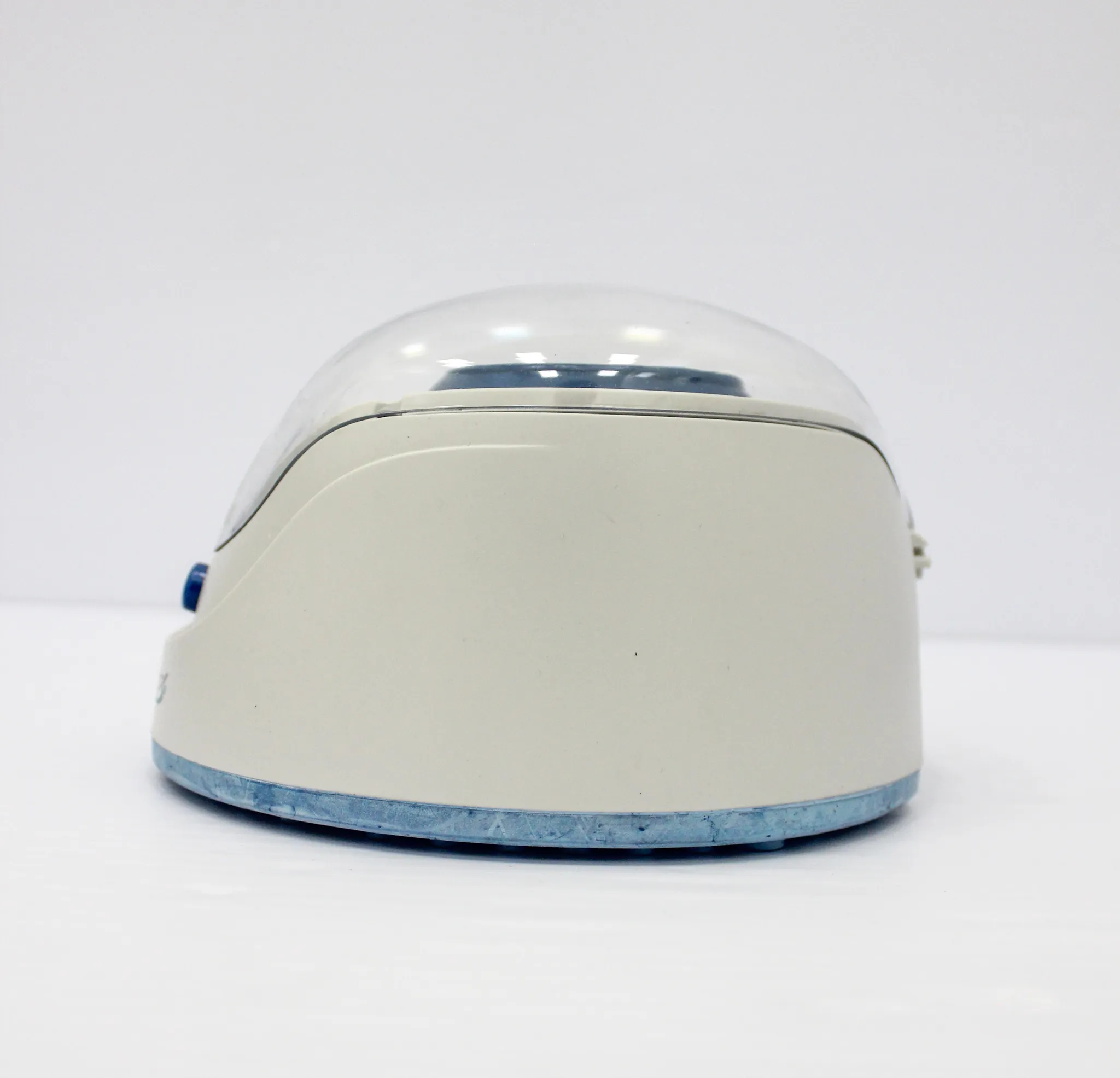 VWR C0803 Mini Centrifuge