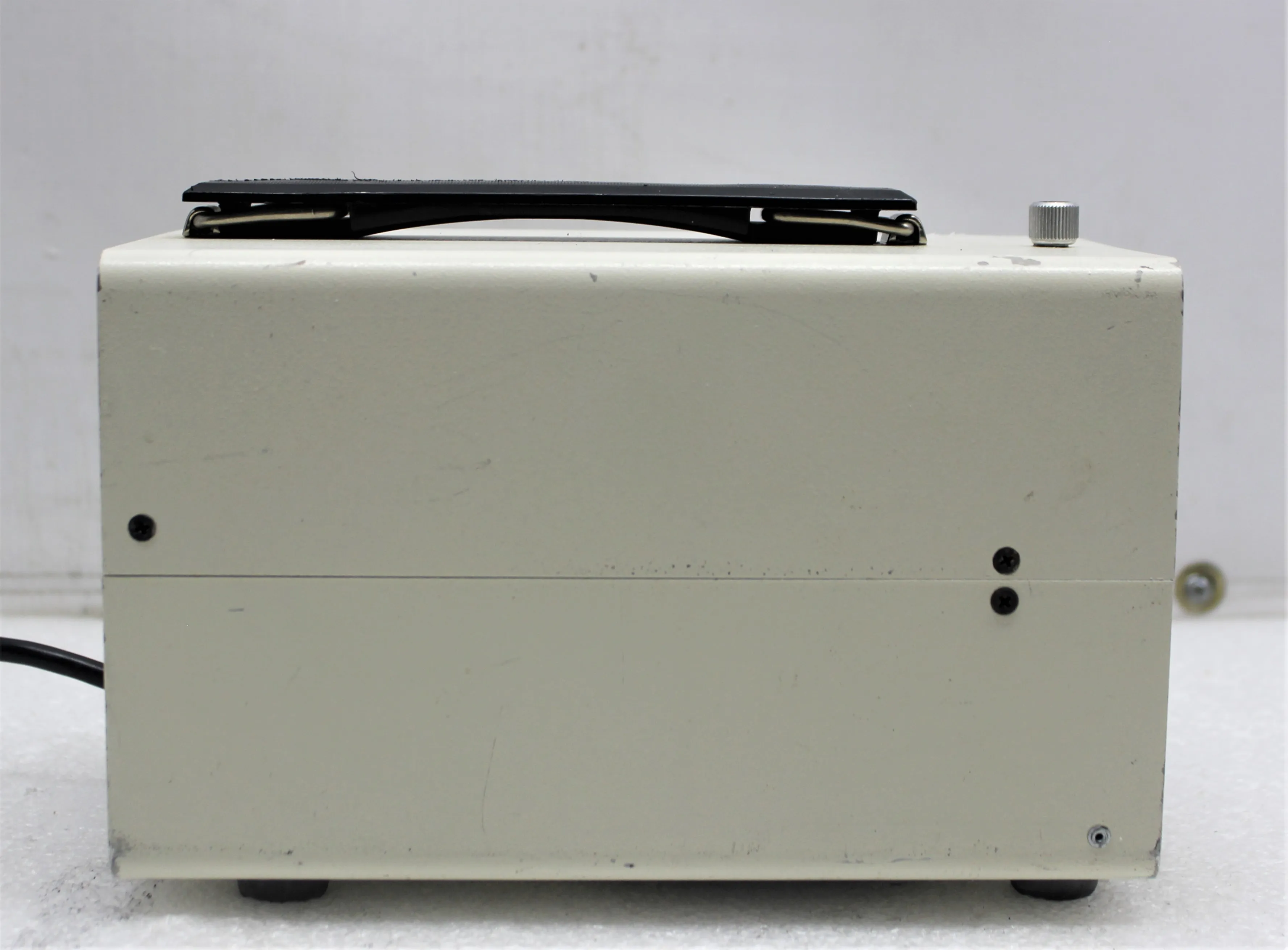 CHIU Technical FO-150 Fiber Optic Light Source Illuminator