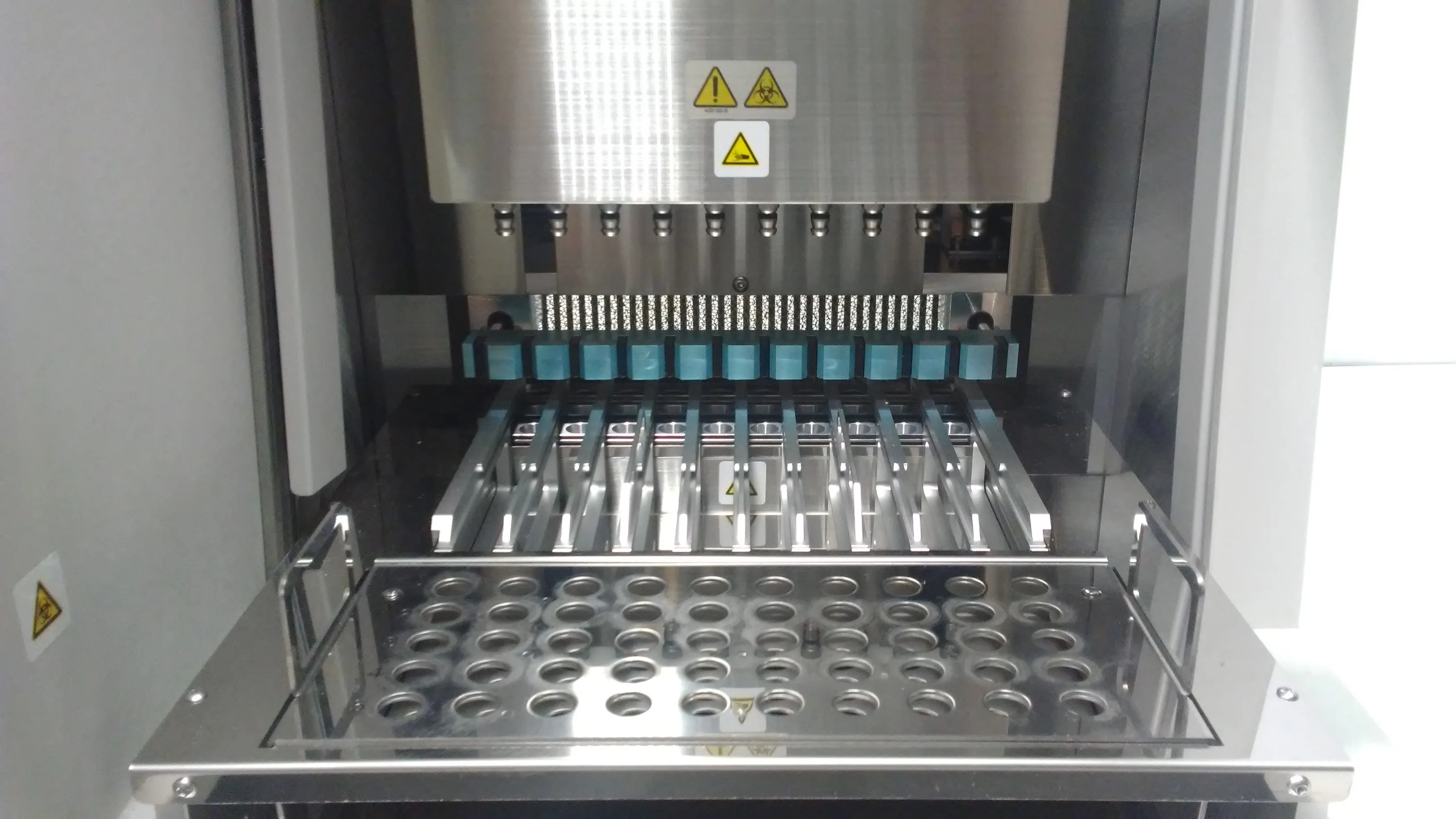 Beckman Coulter SPRIworks Fragment Library System I A50100 DNA Sequencer