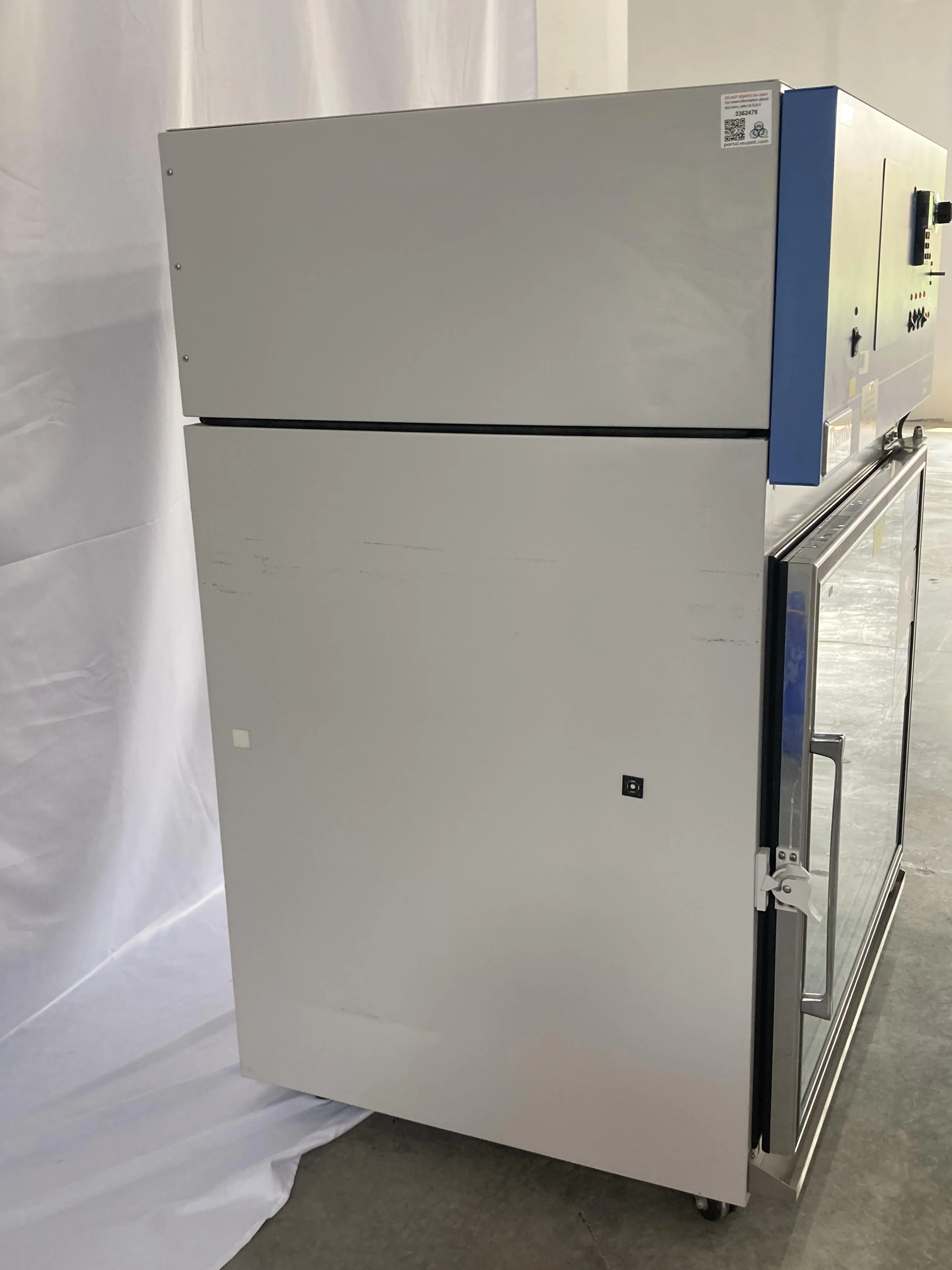 Thermo Fisher 3911 Environmental / Stability Chamber