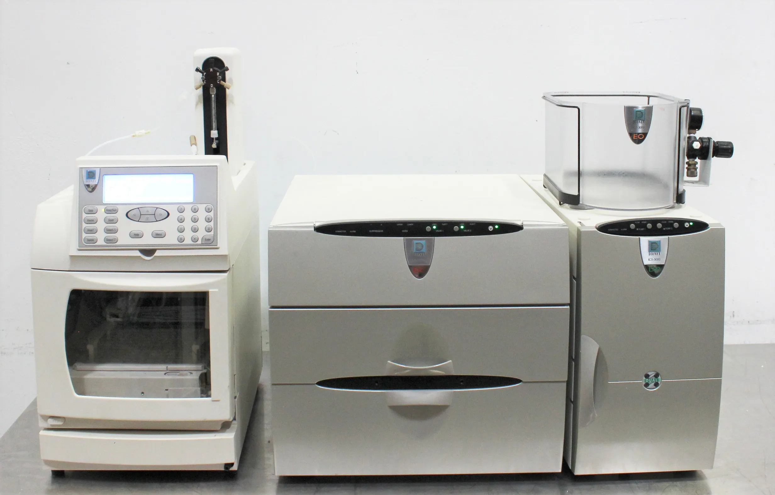 Dionex ICS-3000 HPLC System with AS-1 Autosampler, DC-2 Detector, and DP-1/SP-1 Pump