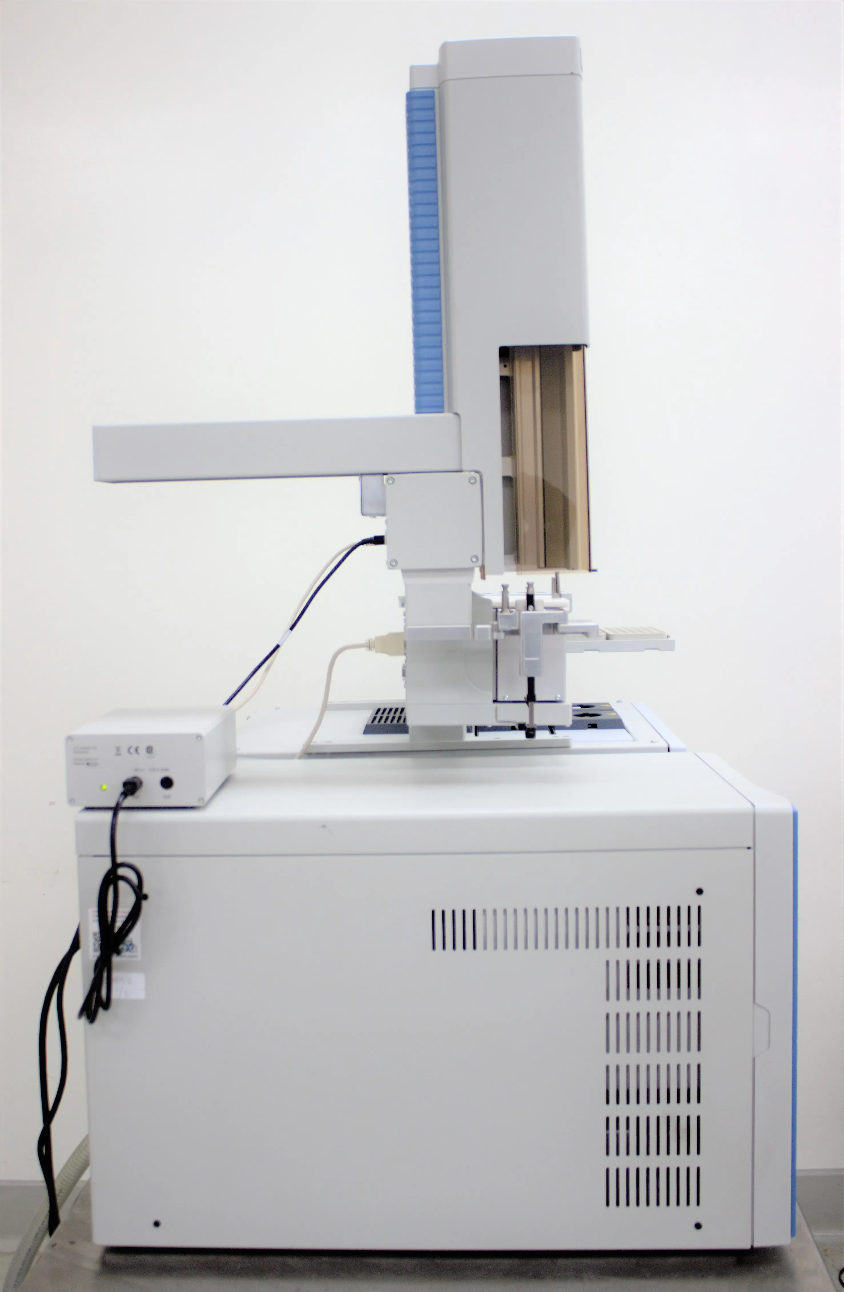 Thermo Scientific ITQ 1100 MS with Trace 1300 GC and TriPlus RSH Autosampler