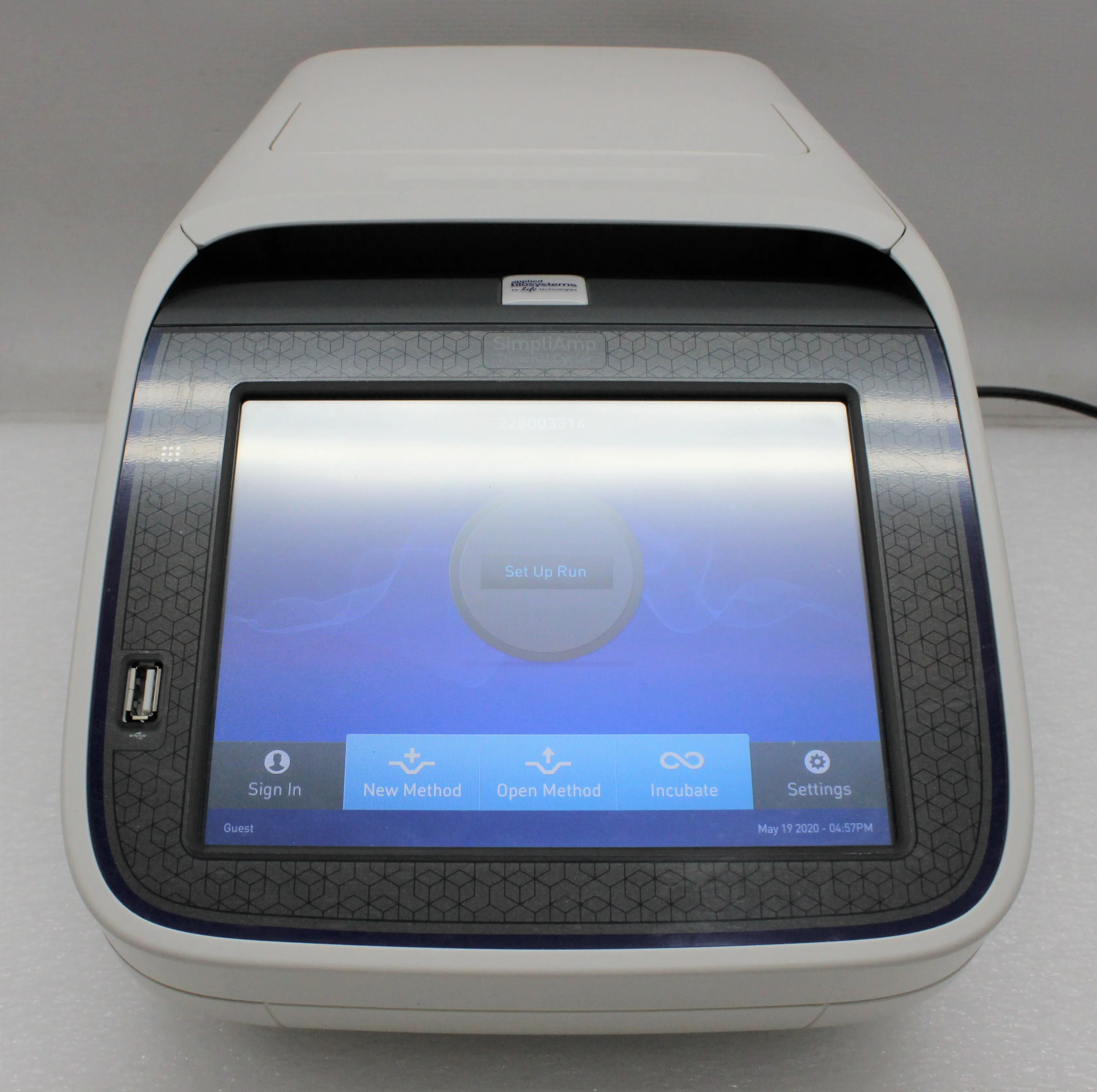 Applied Biosystems SimpliAmp A24812 PCR Thermal Cycler