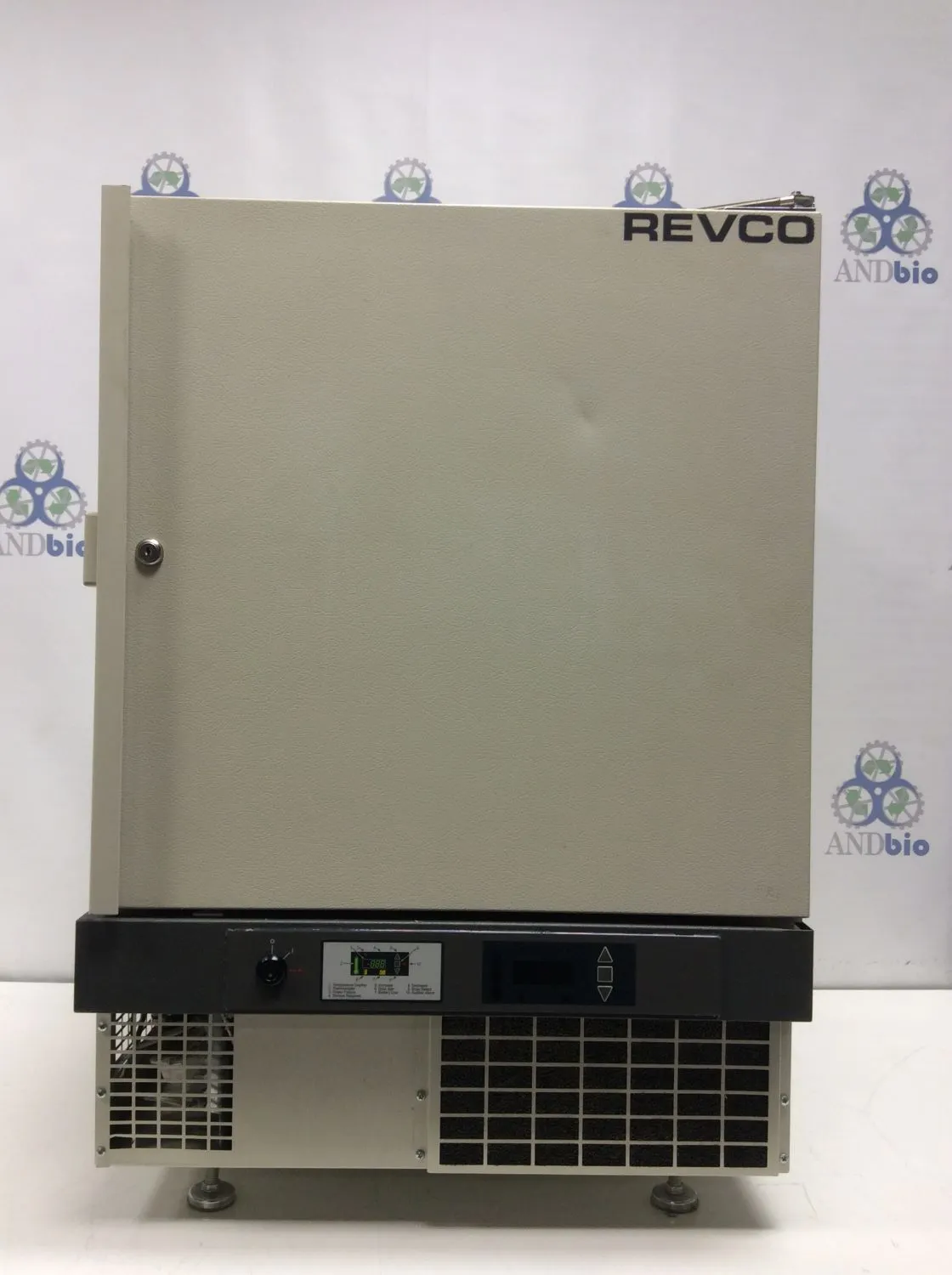 Revco REL404A18 Laboratory Freezer/Refrigerator 4.9 Cu. Ft. Single Door